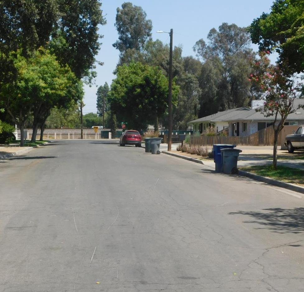 543 E Fountain Way, Fresno, CA 93704