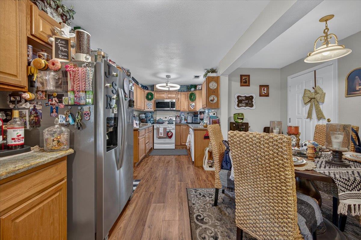 4386 N West Ave, Fresno, CA 93705