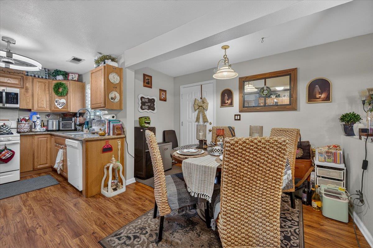 4386 N West Ave, Fresno, CA 93705