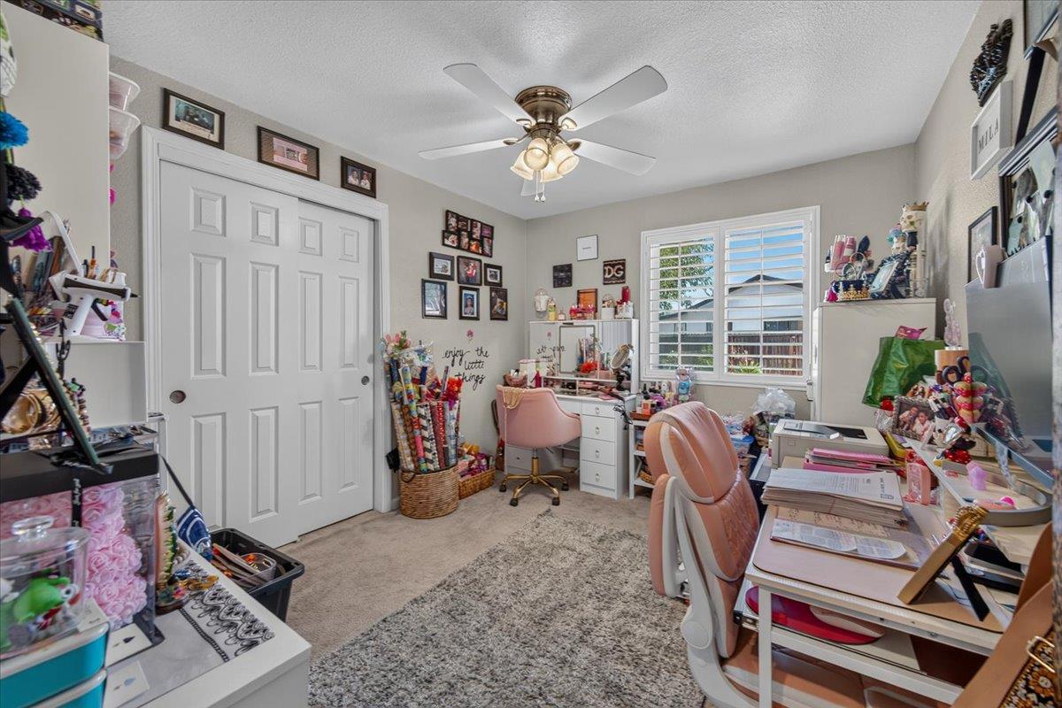 4386 N West Ave, Fresno, CA 93705