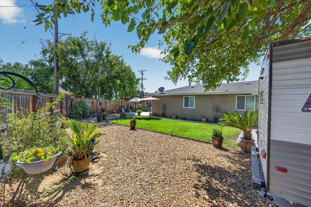 4386 N West Ave, Fresno, CA 93705
