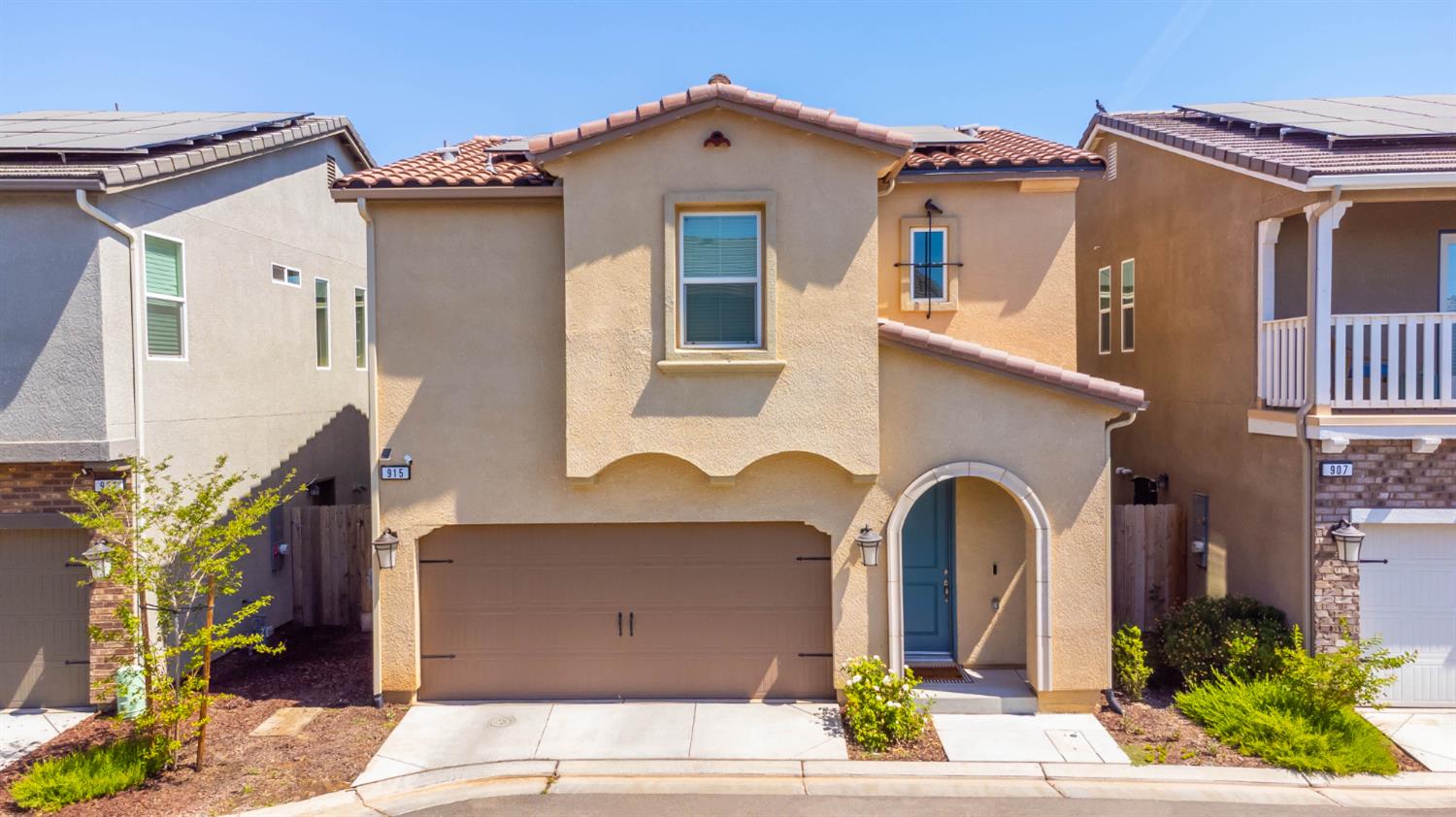 915 Winchell Way W, Madera, CA 93636