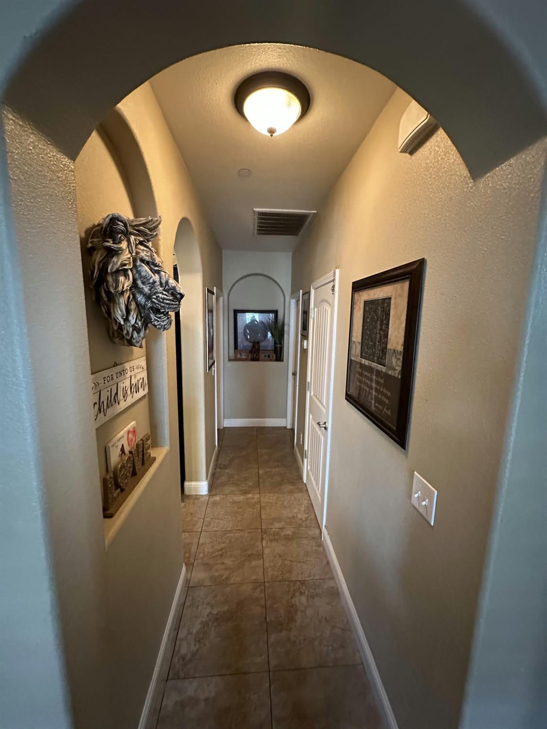 669 Ficklin Dr, Madera, CA 93637