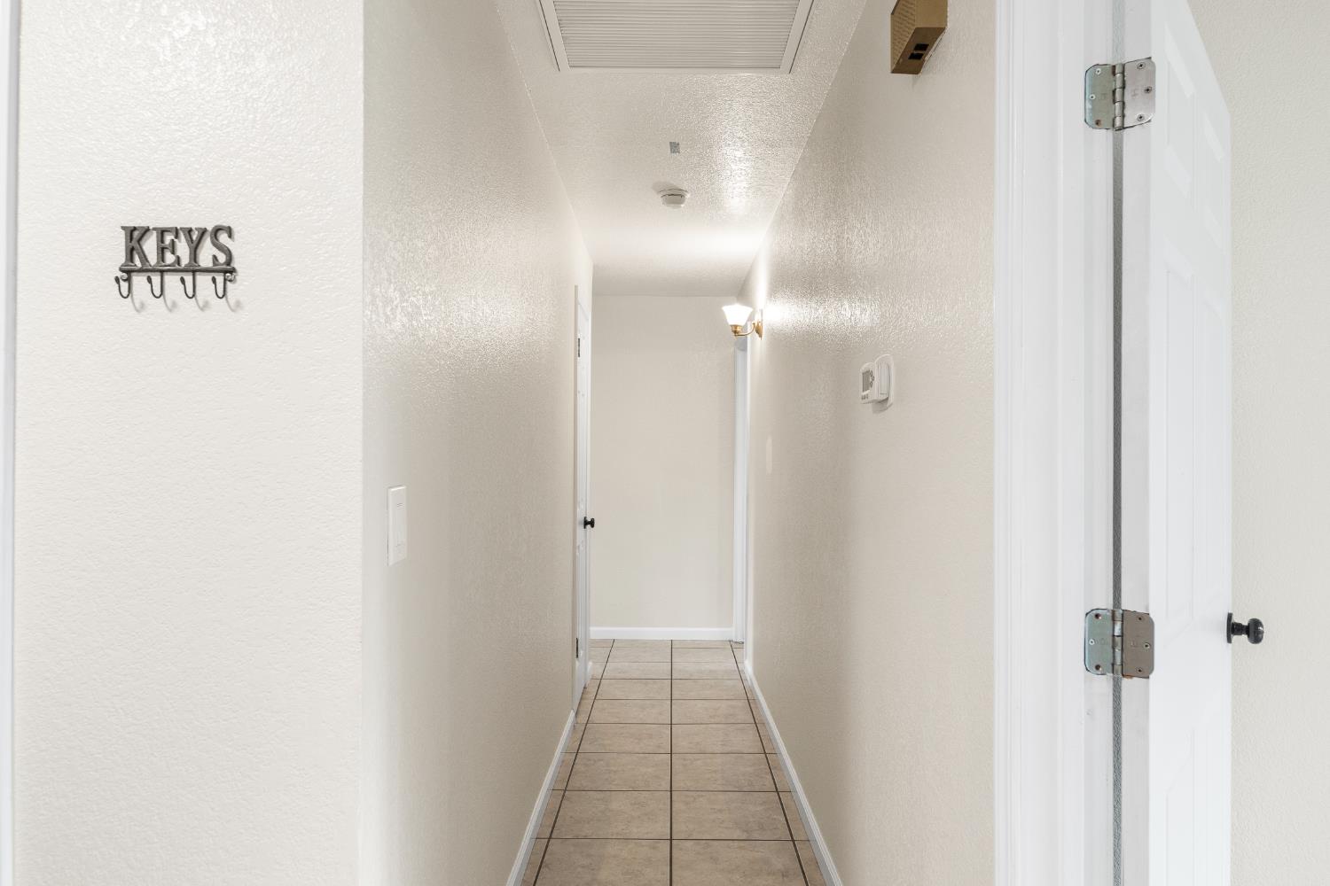 5259 E Inyo St, Fresno, CA 93727