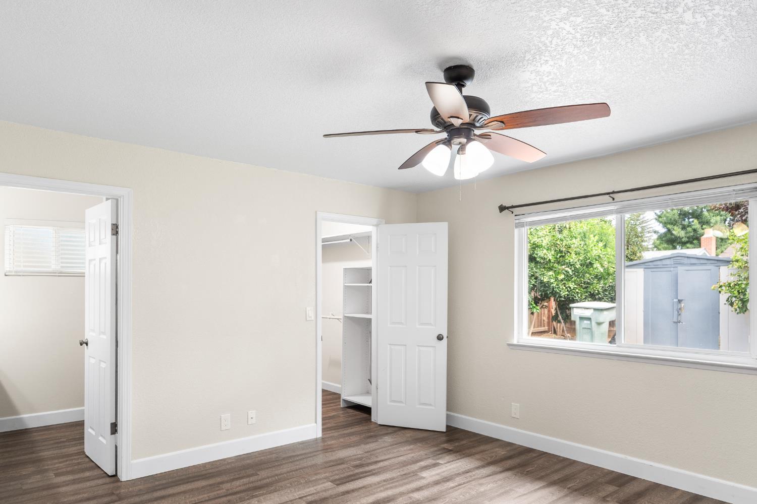 5259 E Inyo St, Fresno, CA 93727