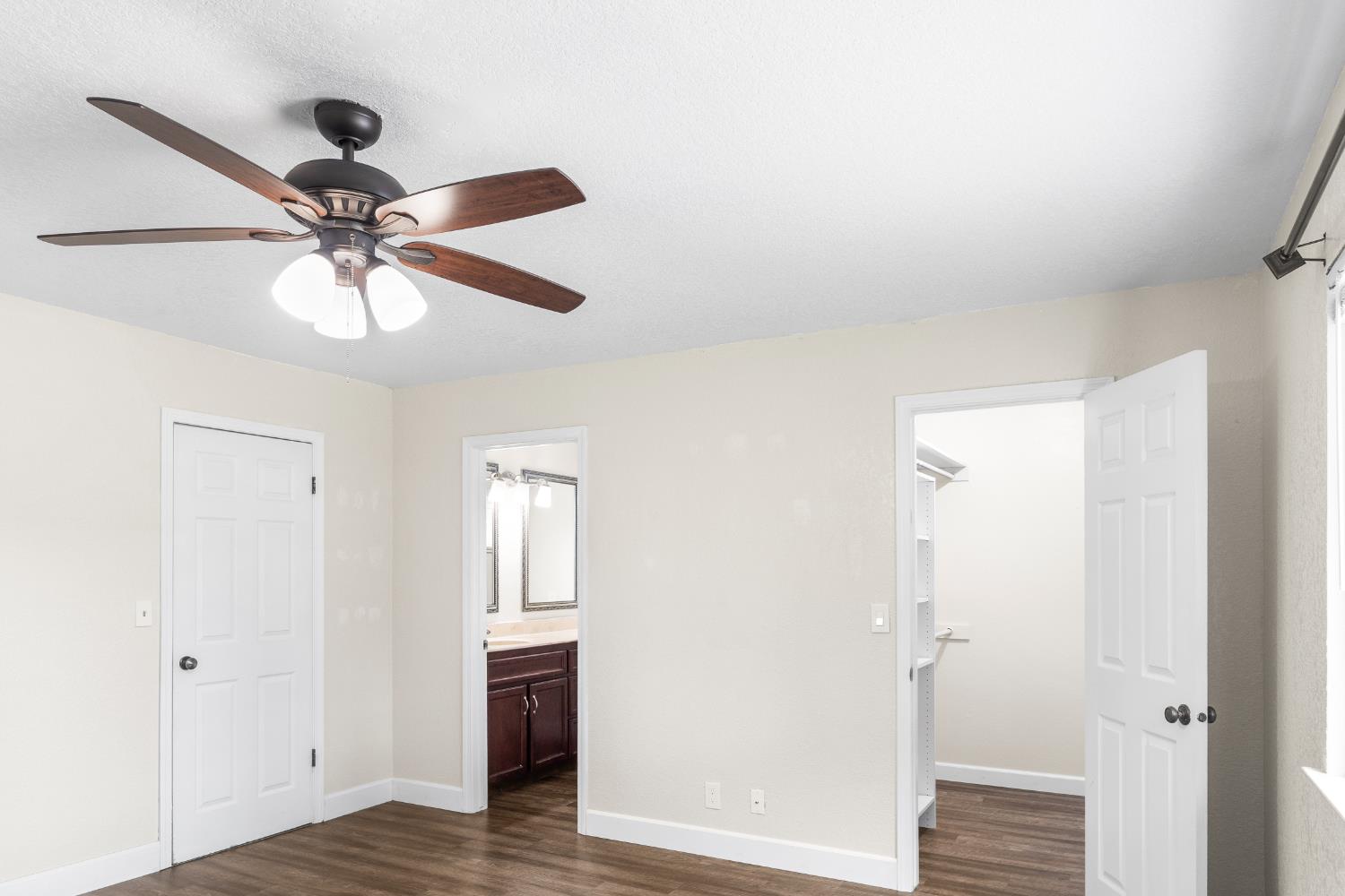 5259 E Inyo St, Fresno, CA 93727