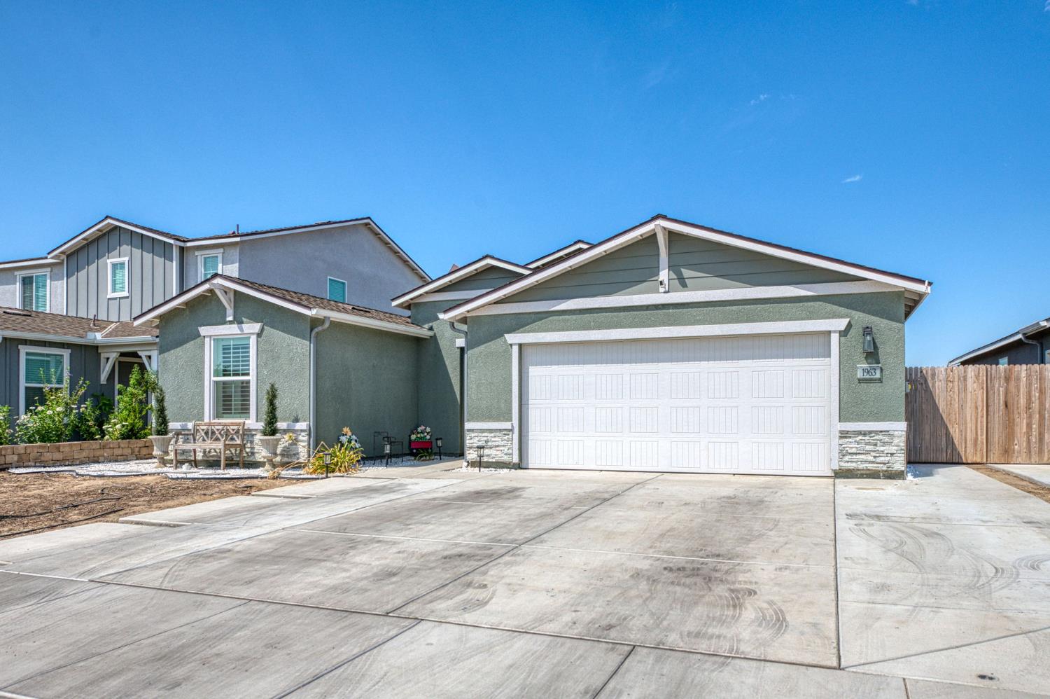 1963 Cottle, Sanger, CA 93657