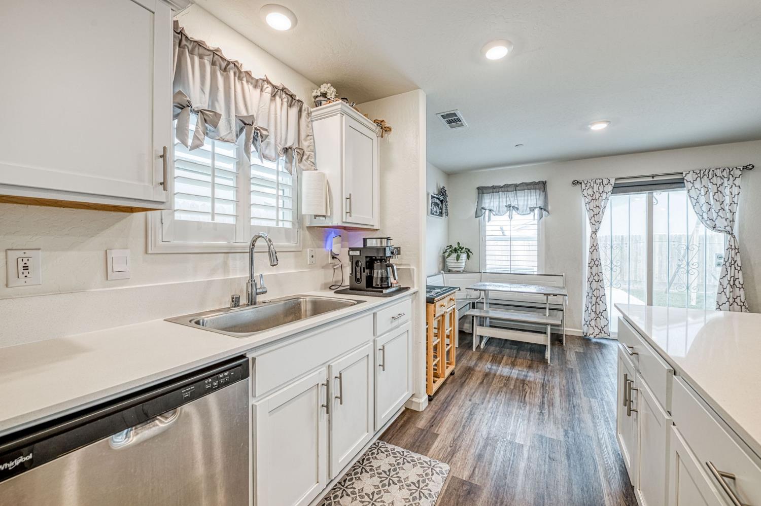 1963 Cottle, Sanger, CA 93657