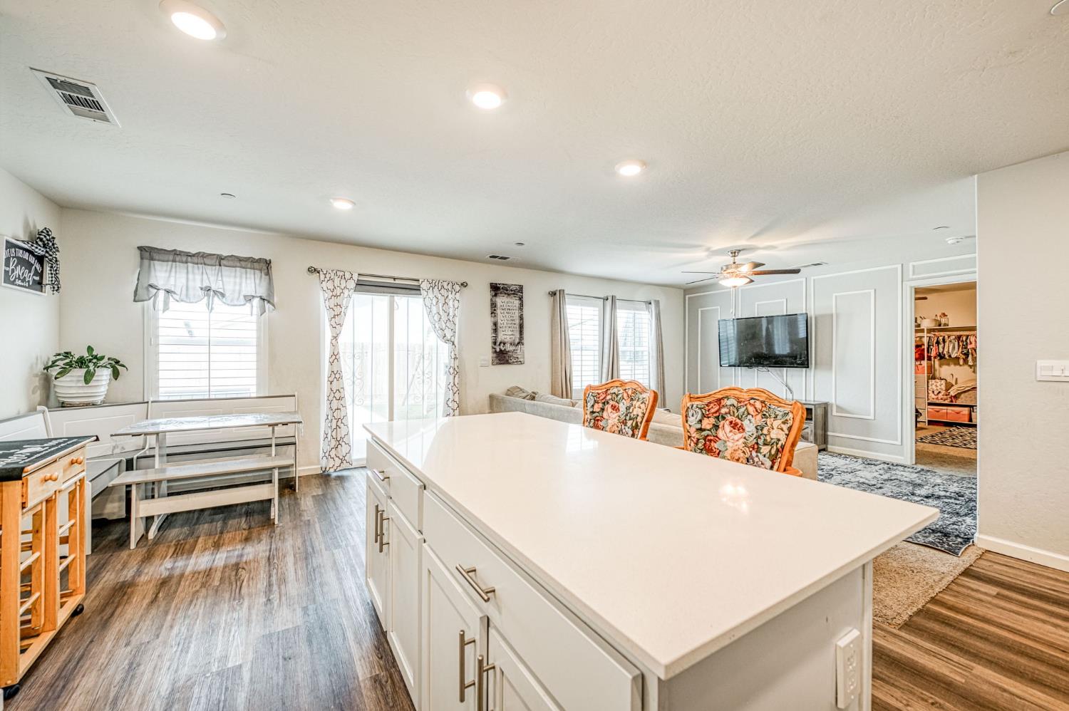 1963 Cottle, Sanger, CA 93657