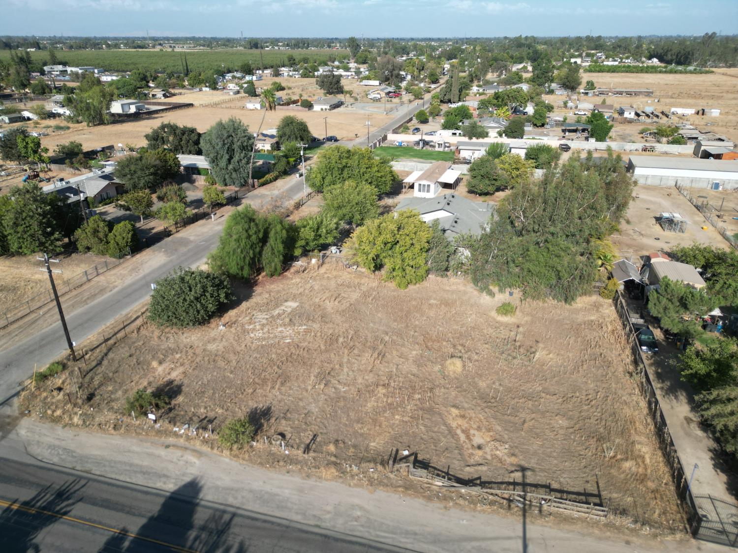 6927 W Yale Ave, Fresno, CA 93723