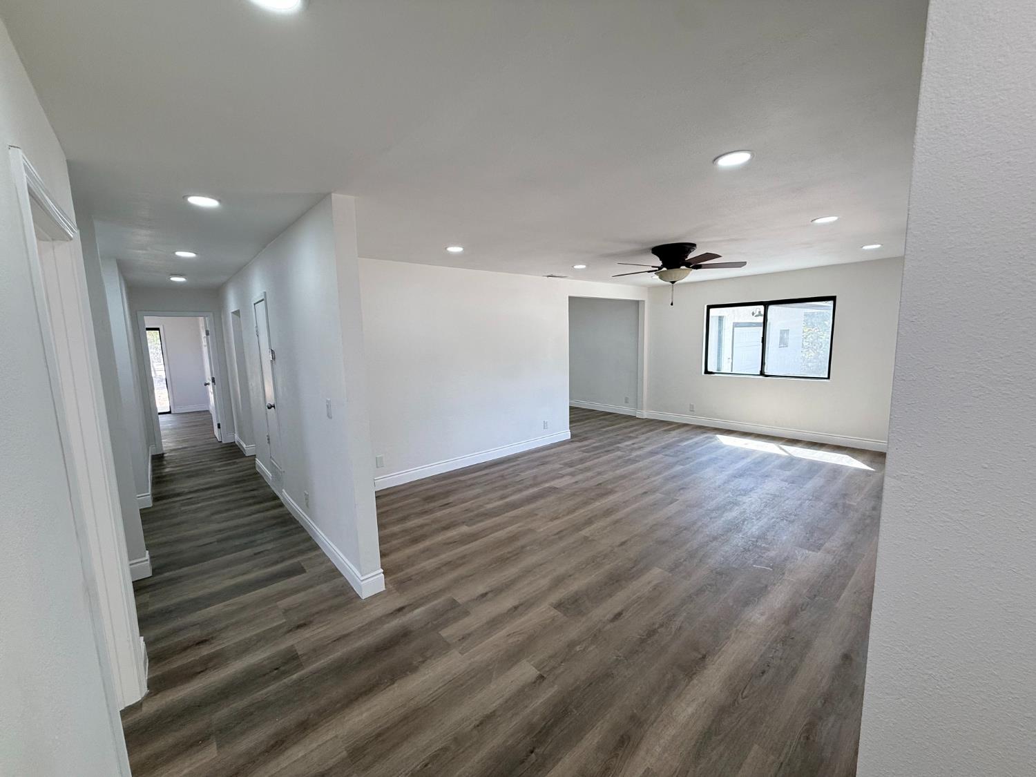 6927 W Yale Ave, Fresno, CA 93723