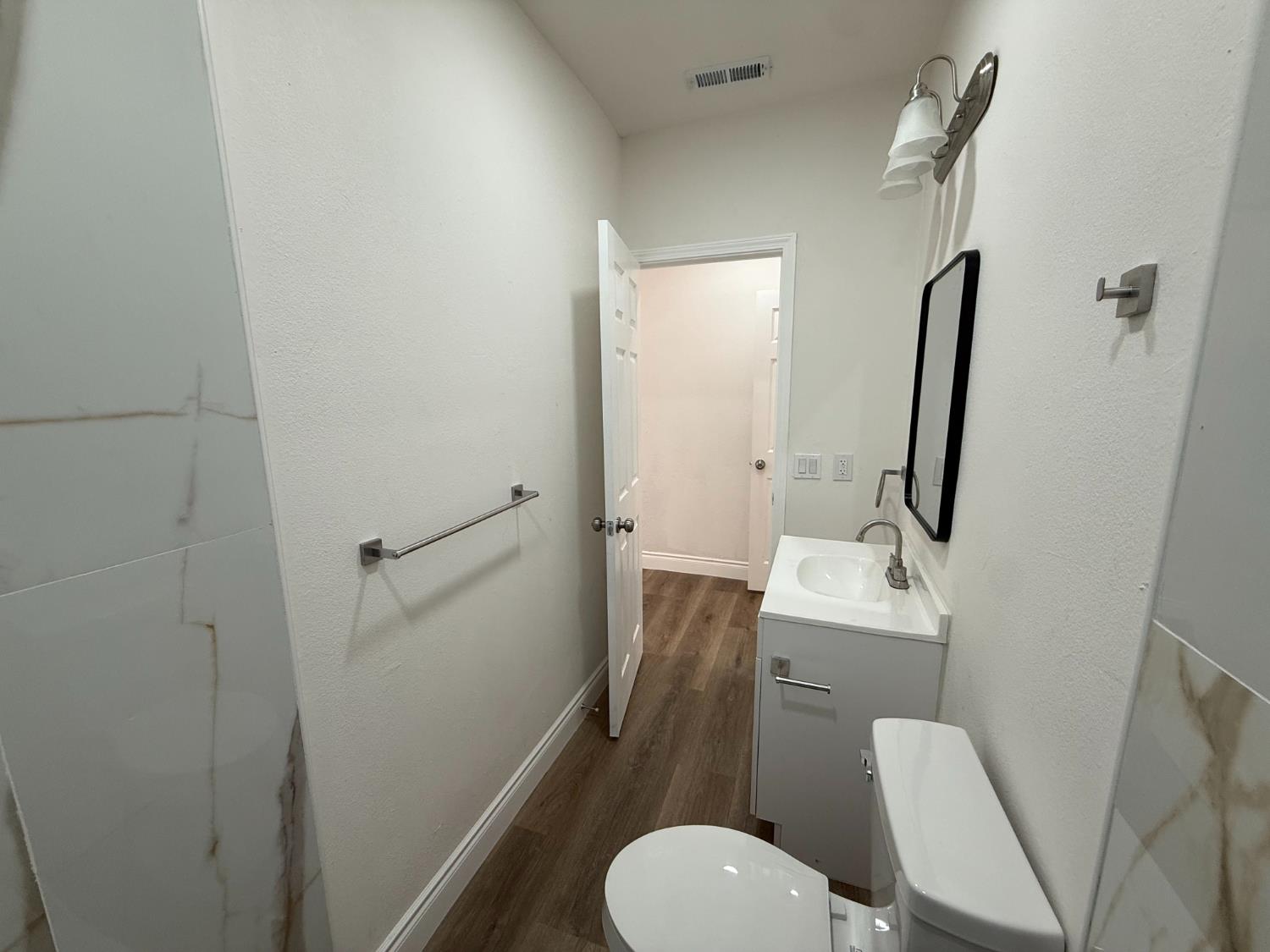 6927 W Yale Ave, Fresno, CA 93723