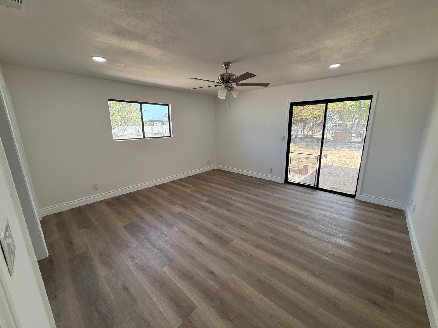 6927 W Yale Ave, Fresno, CA 93723