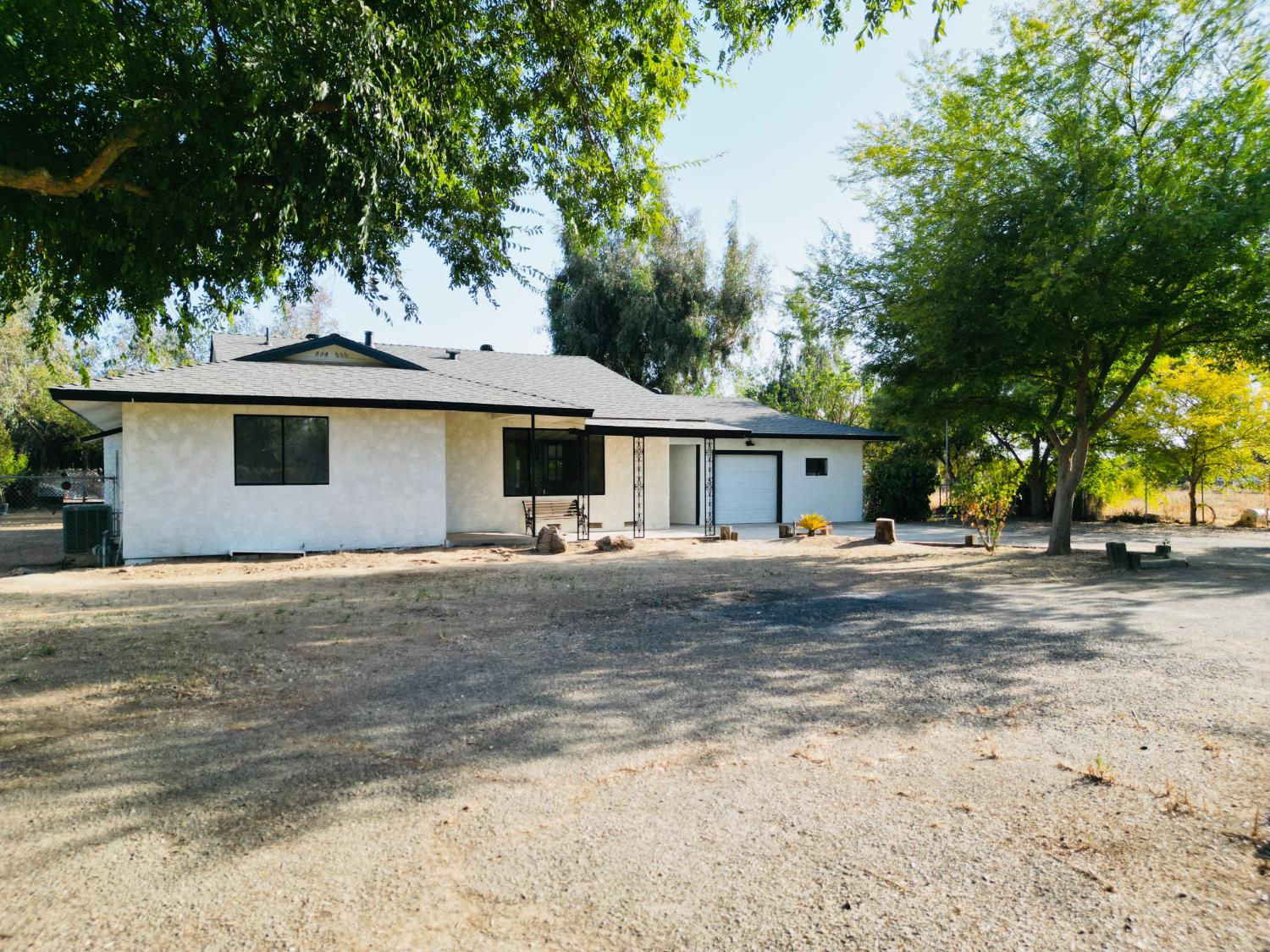 6927 W Yale Ave, Fresno, CA 93723