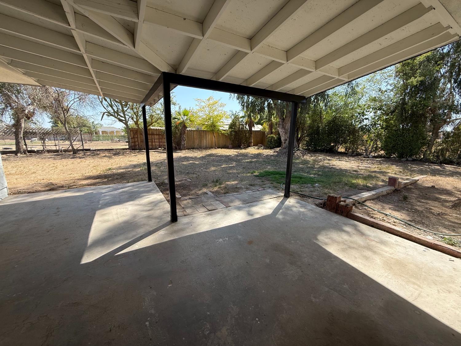 6927 W Yale Ave, Fresno, CA 93723