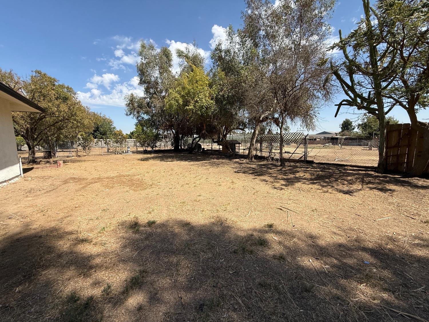 6927 W Yale Ave, Fresno, CA 93723