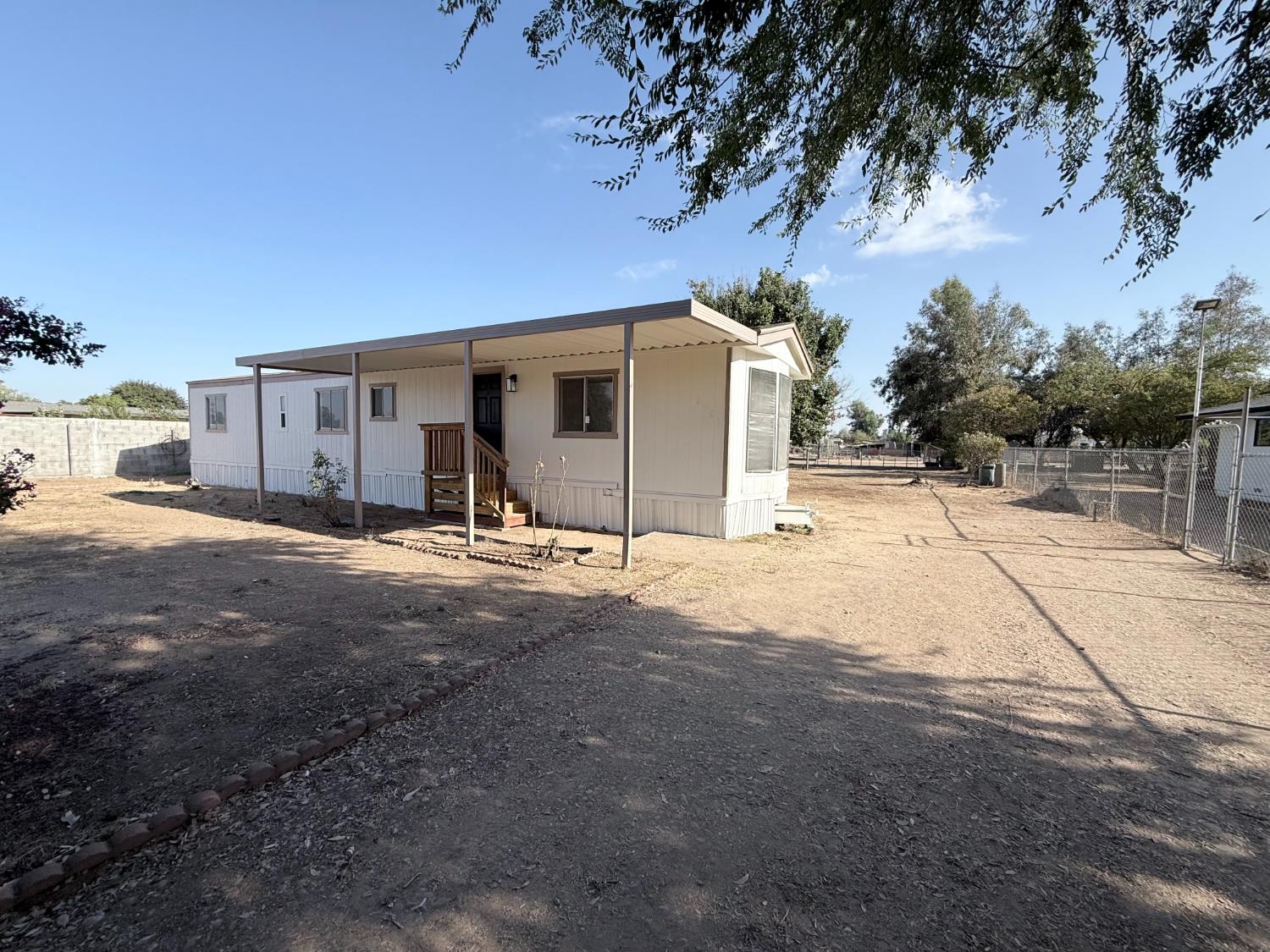 6927 W Yale Ave, Fresno, CA 93723