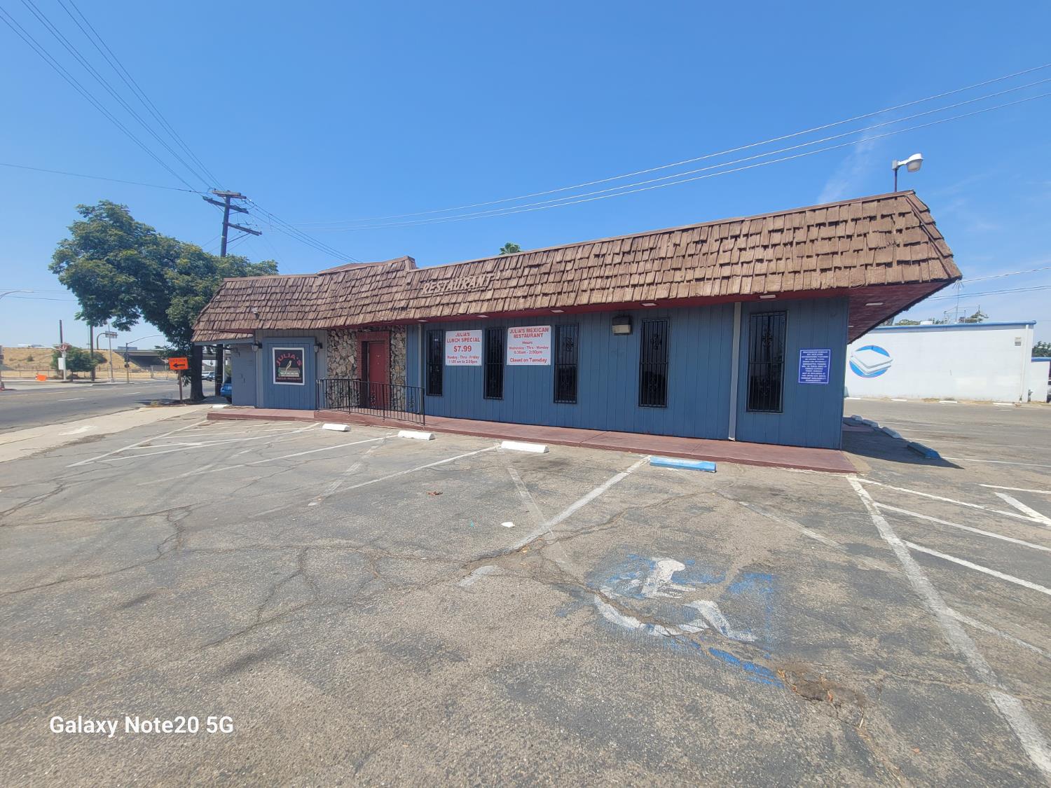 2160 H St, Fresno, CA 93721