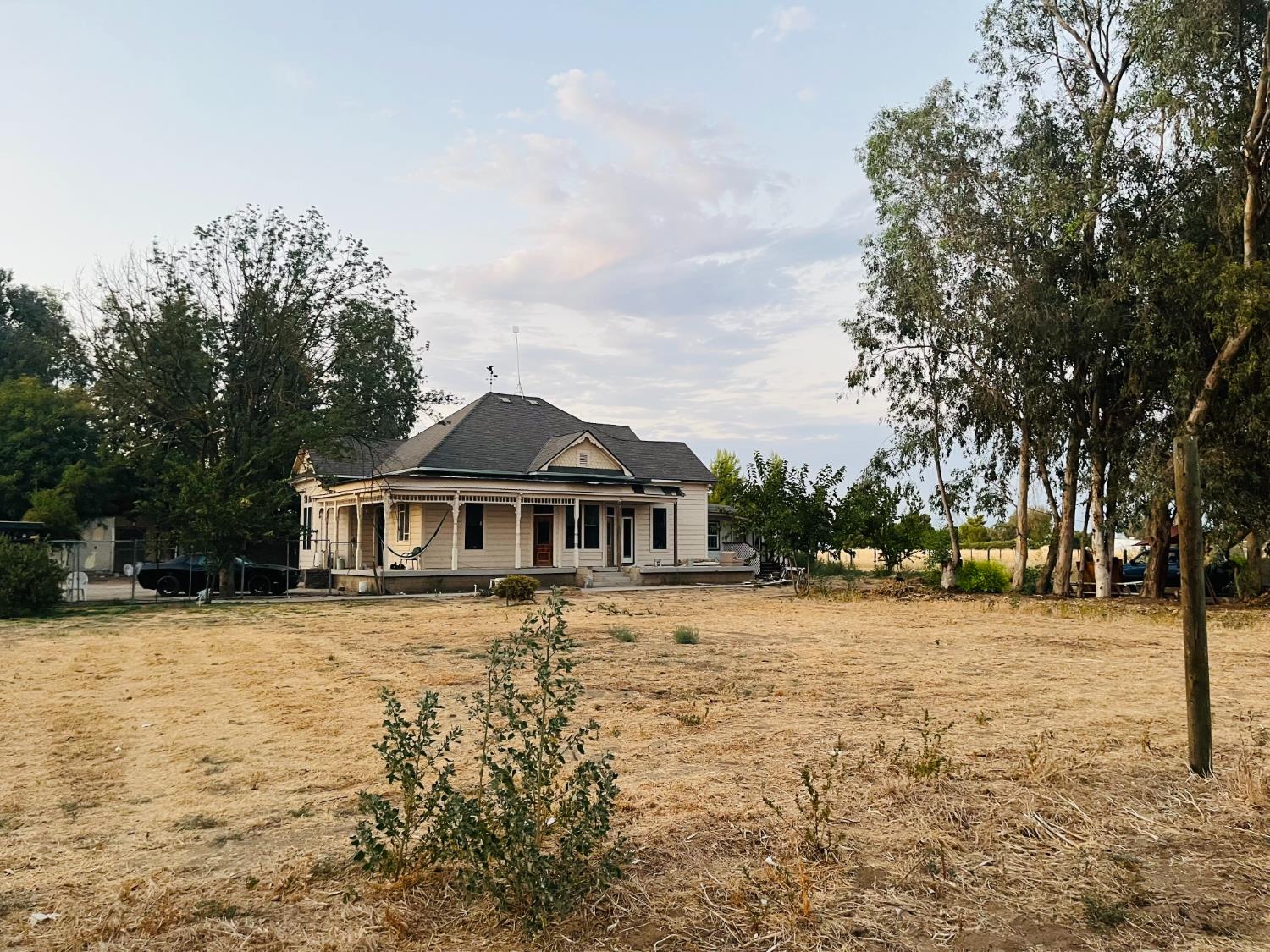 15677 Betters Rd, Madera, CA 93638