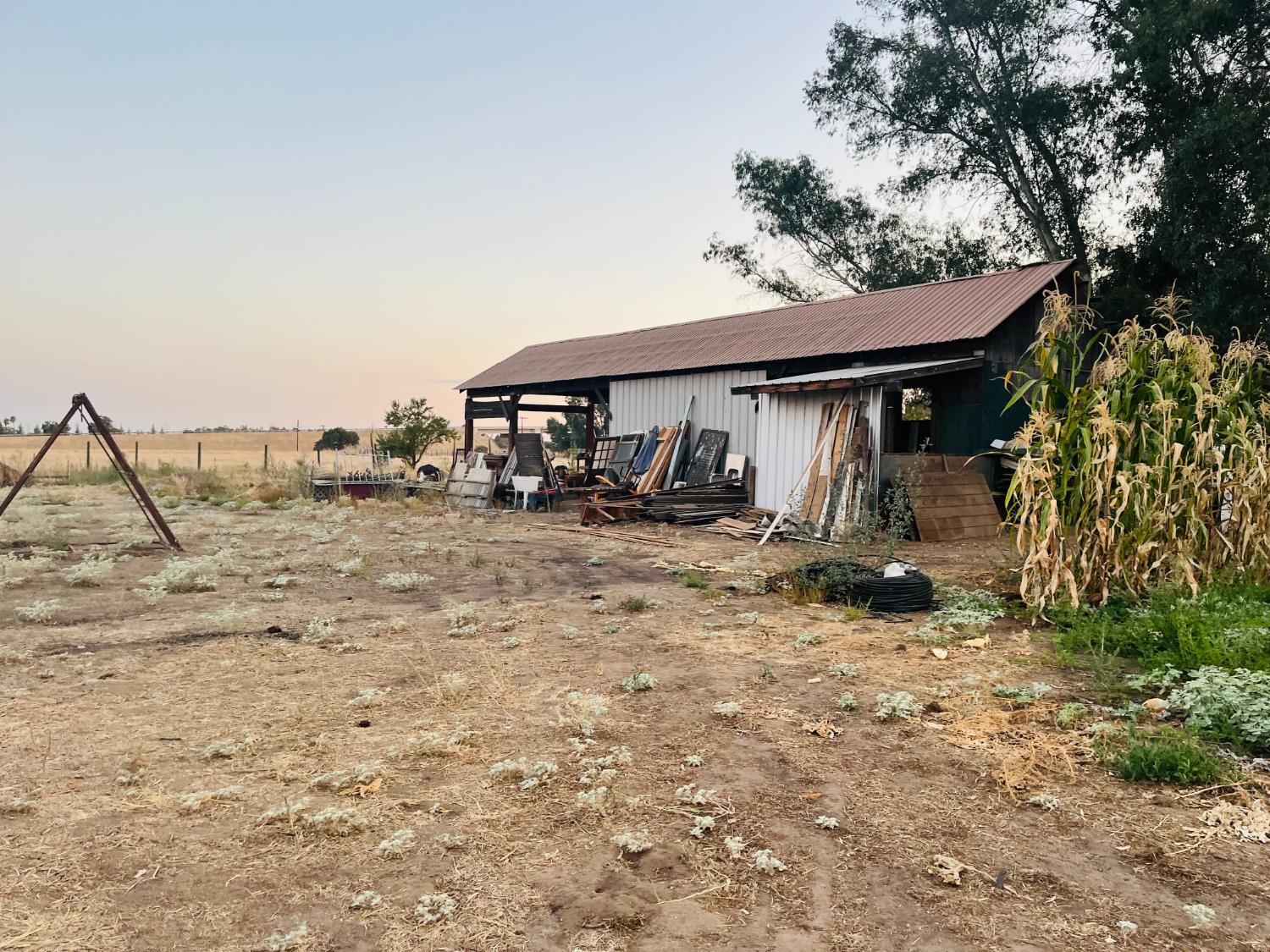 15677 Betters Rd, Madera, CA 93638