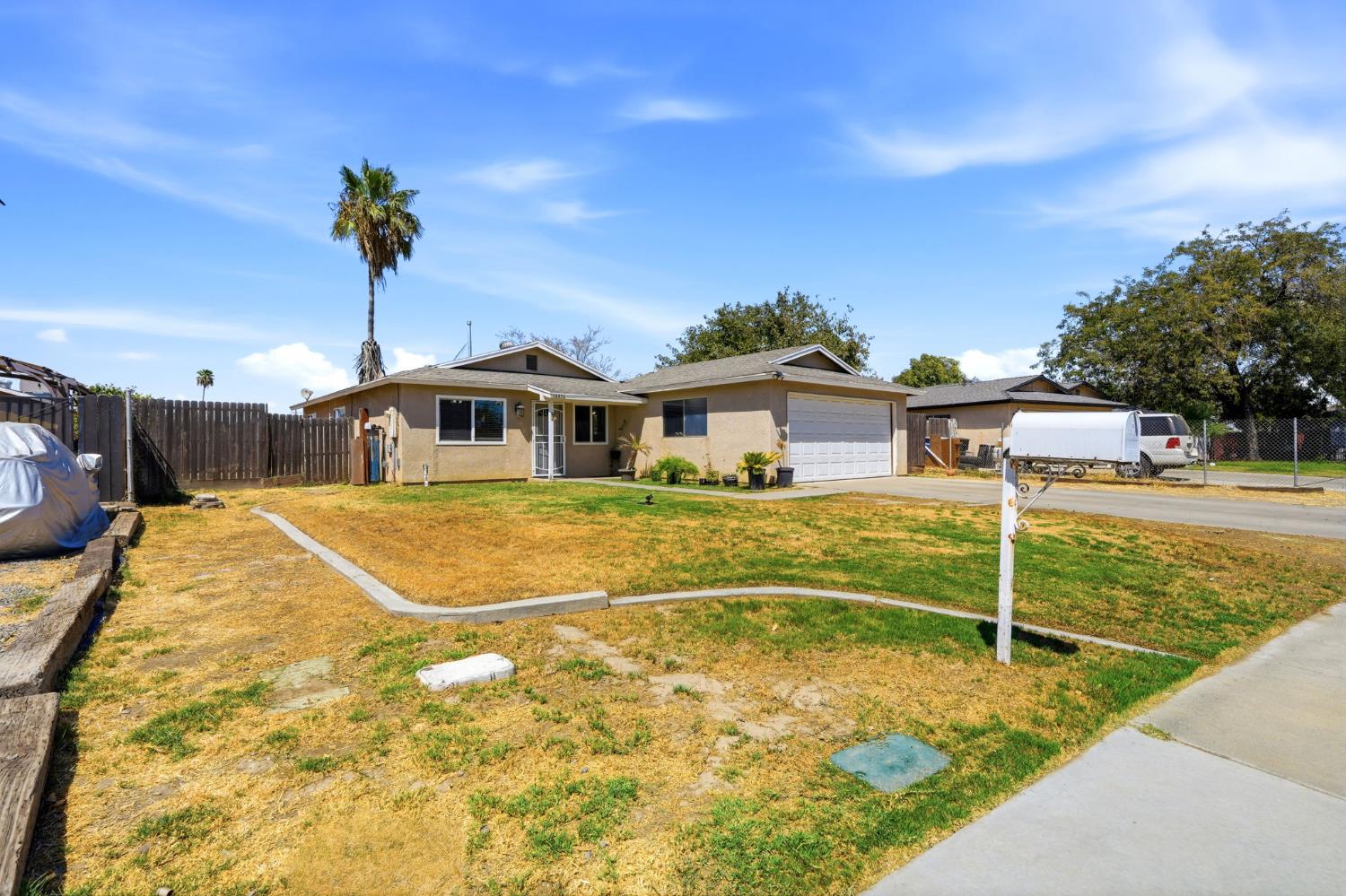 10856 Malta St, Hanford, CA 93230