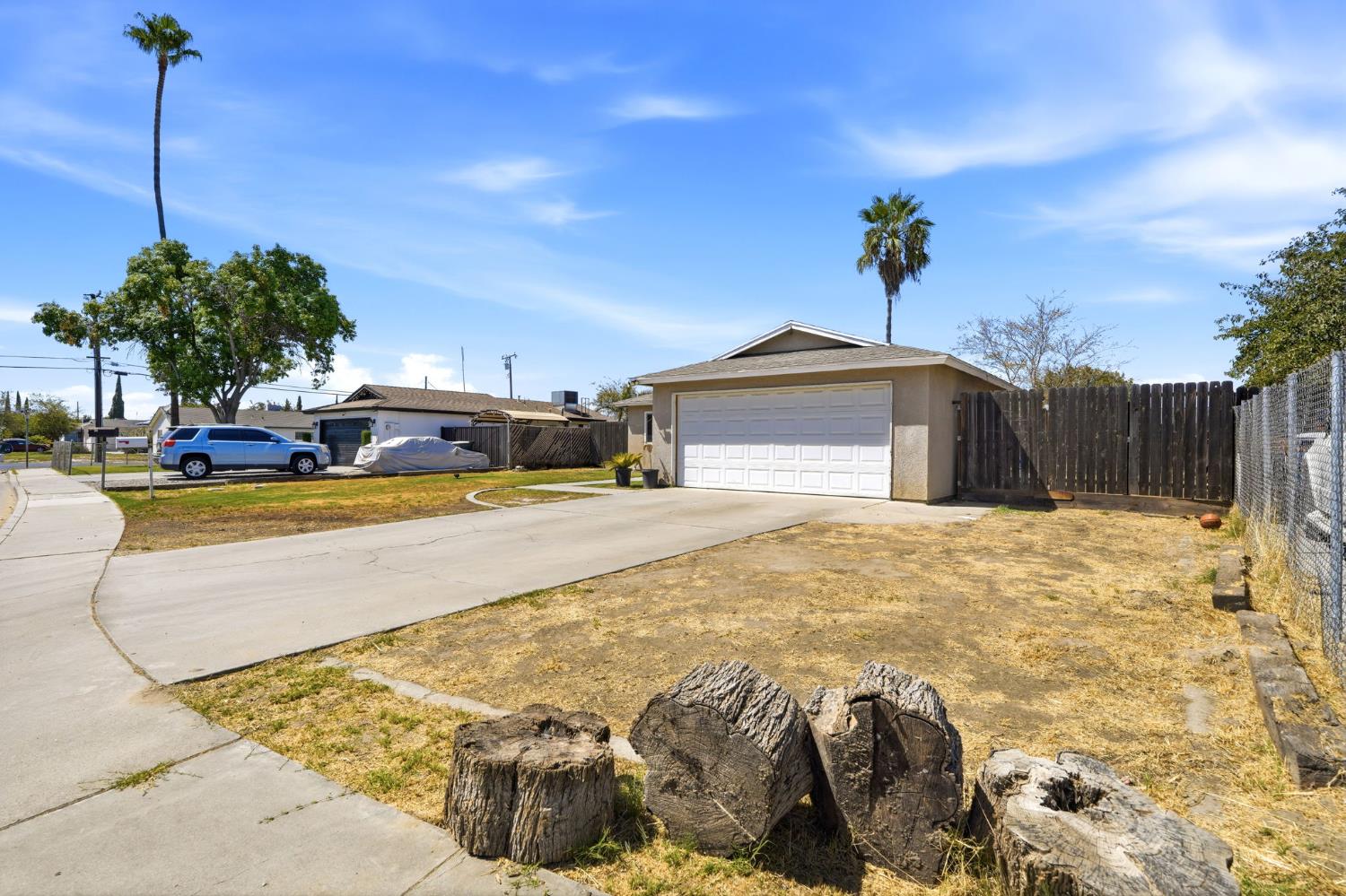 10856 Malta St, Hanford, CA 93230