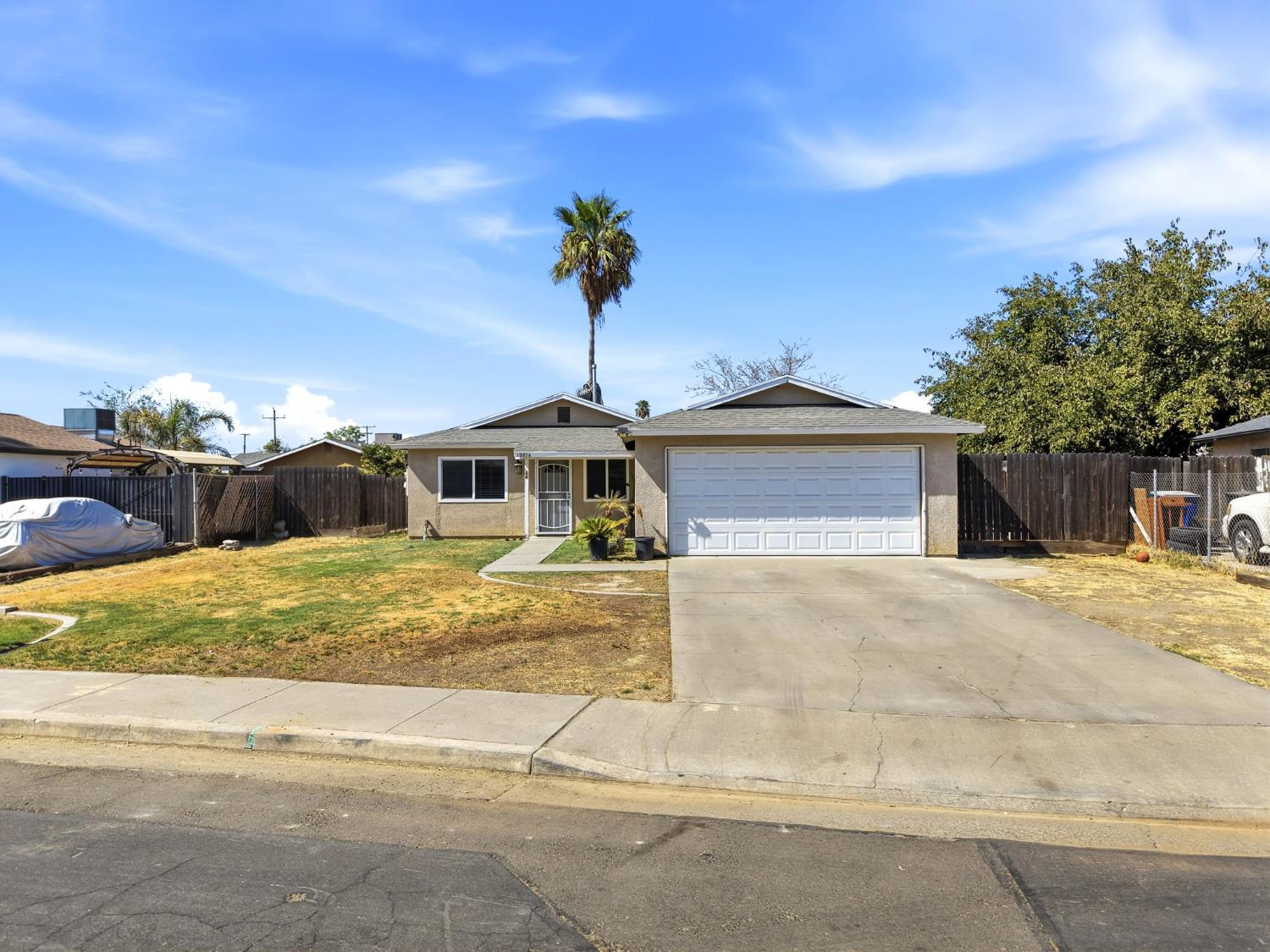 10856 Malta St, Hanford, CA 93230