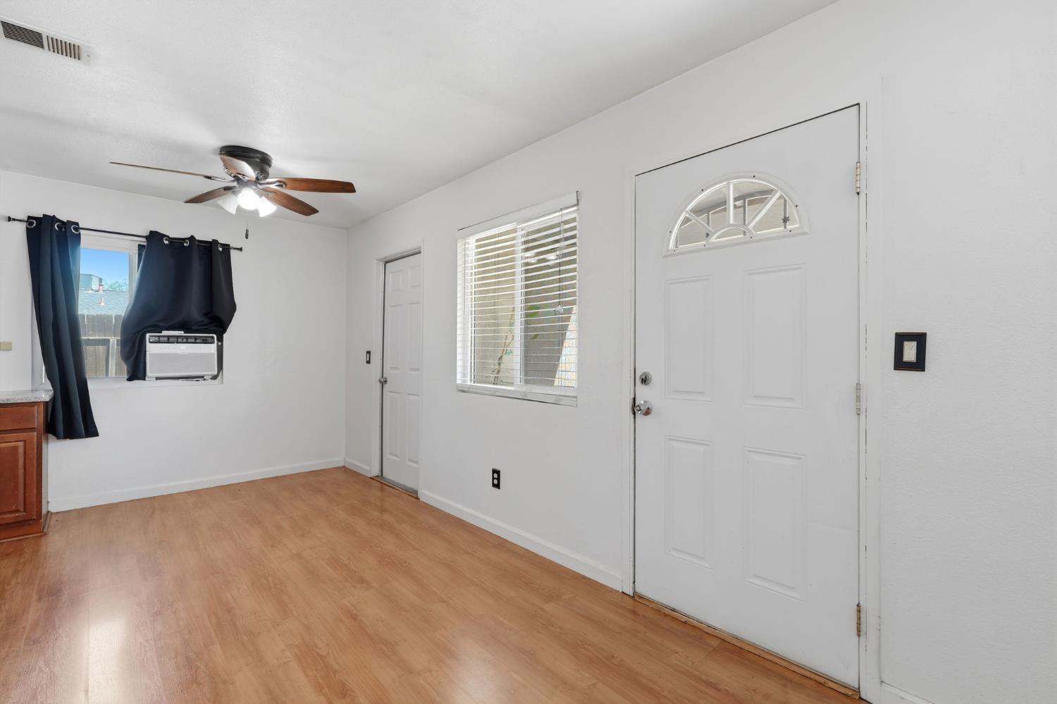 10856 Malta St, Hanford, CA 93230