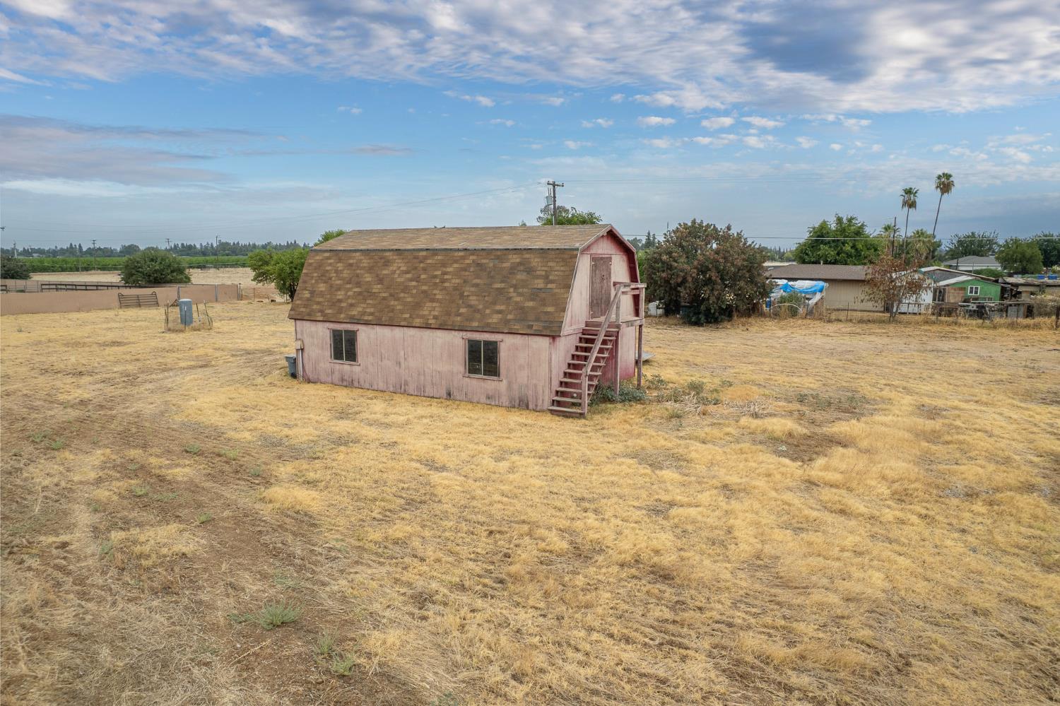 12602 E Robinson Ave, Sanger, CA 93657