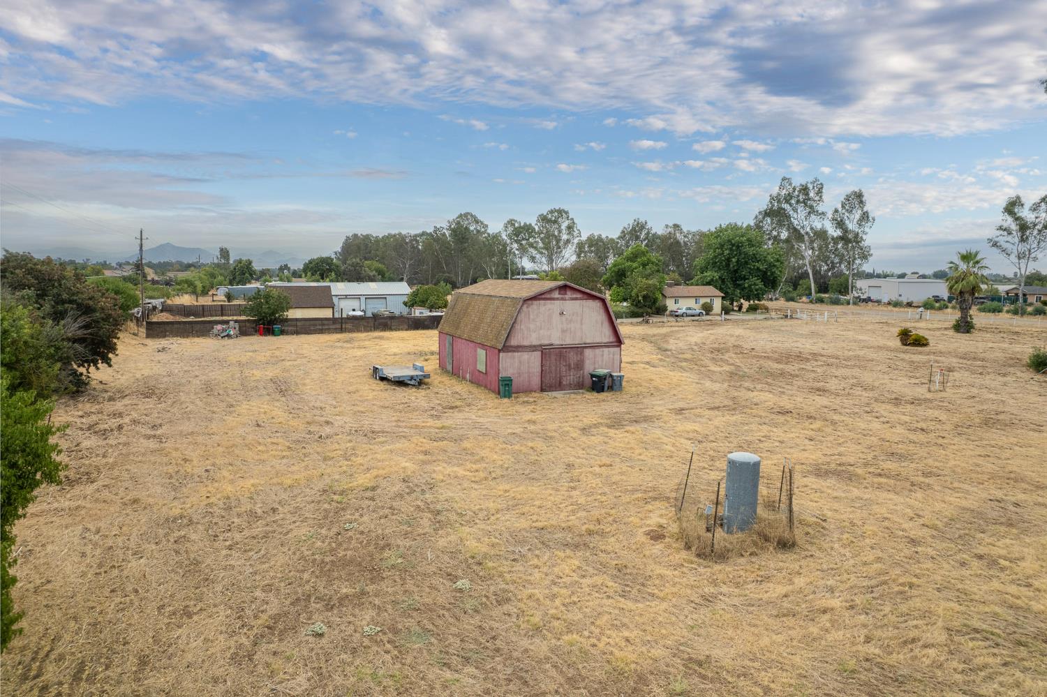 12602 E Robinson Ave, Sanger, CA 93657