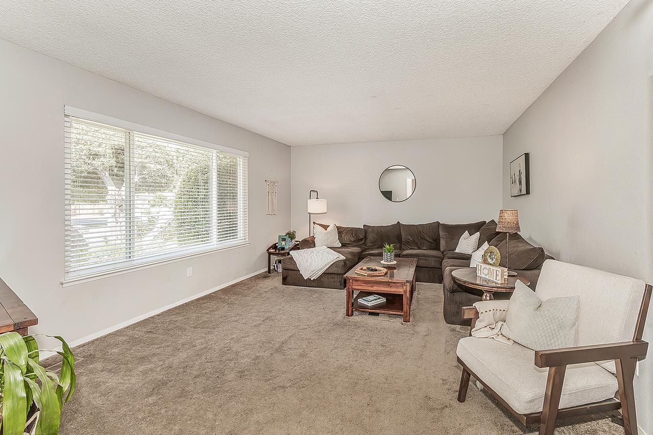 6768 N Chance Ave, Fresno, CA 93710