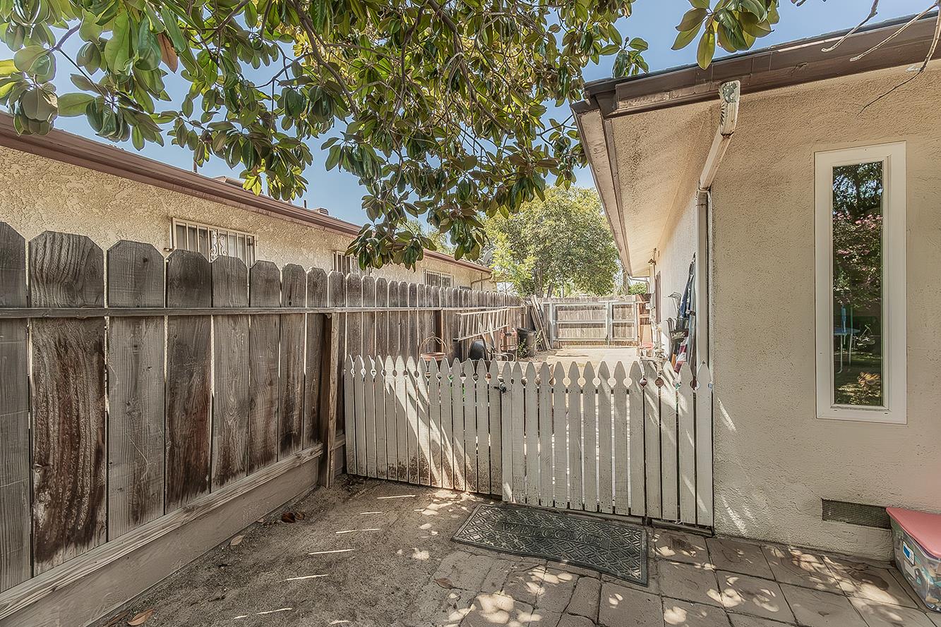 6768 N Chance Ave, Fresno, CA 93710