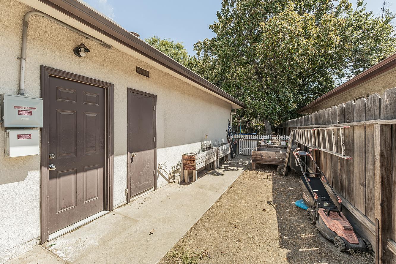 6768 N Chance Ave, Fresno, CA 93710