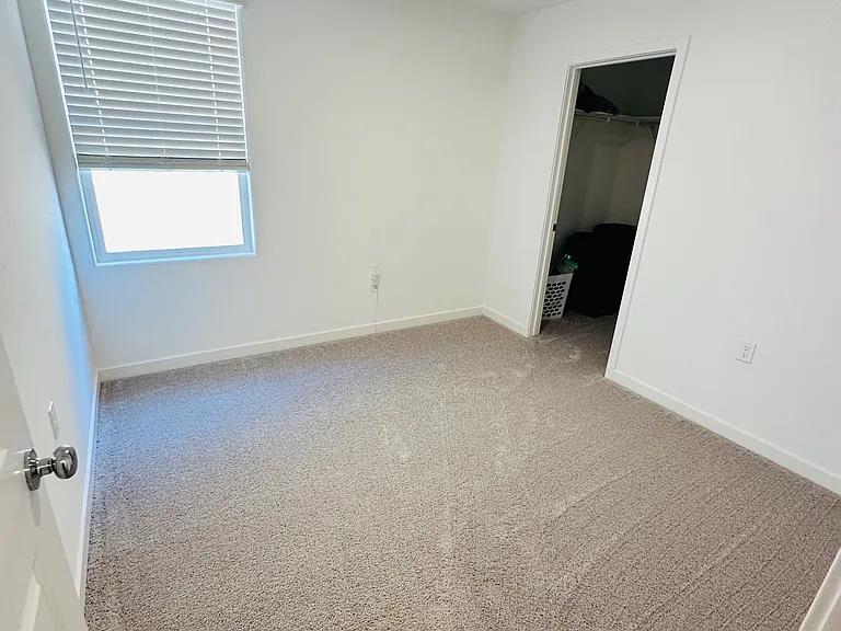6317 W Willis Ave, Fresno, CA 93723