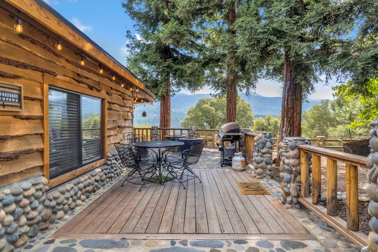 42699 Whittenburg Rd, Oakhurst, CA 93644