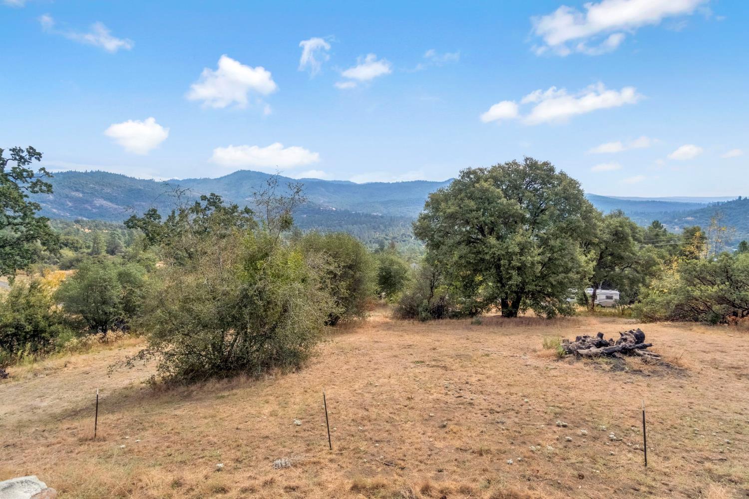 42699 Whittenburg Rd, Oakhurst, CA 93644