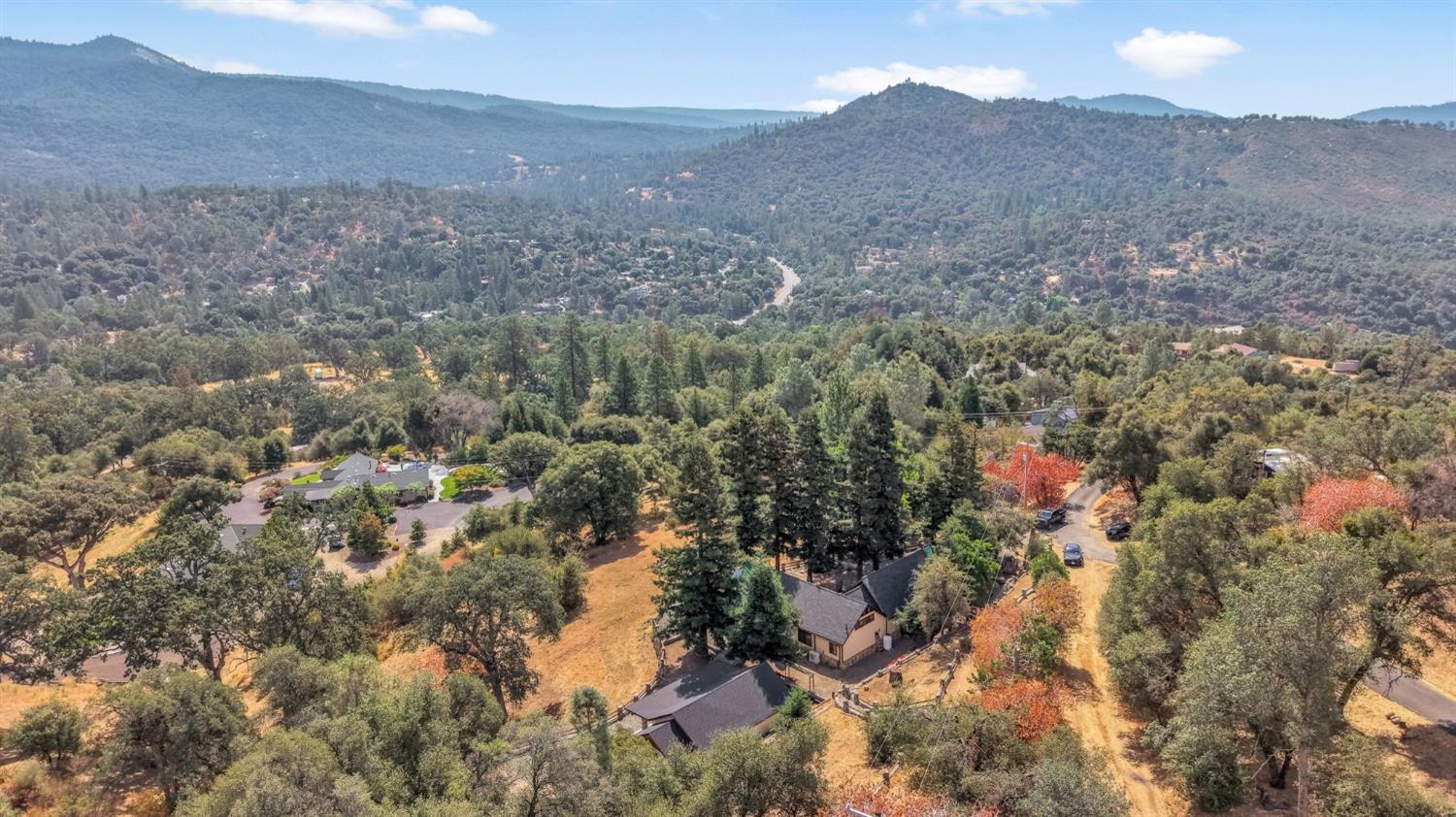 42699 Whittenburg Rd, Oakhurst, CA 93644
