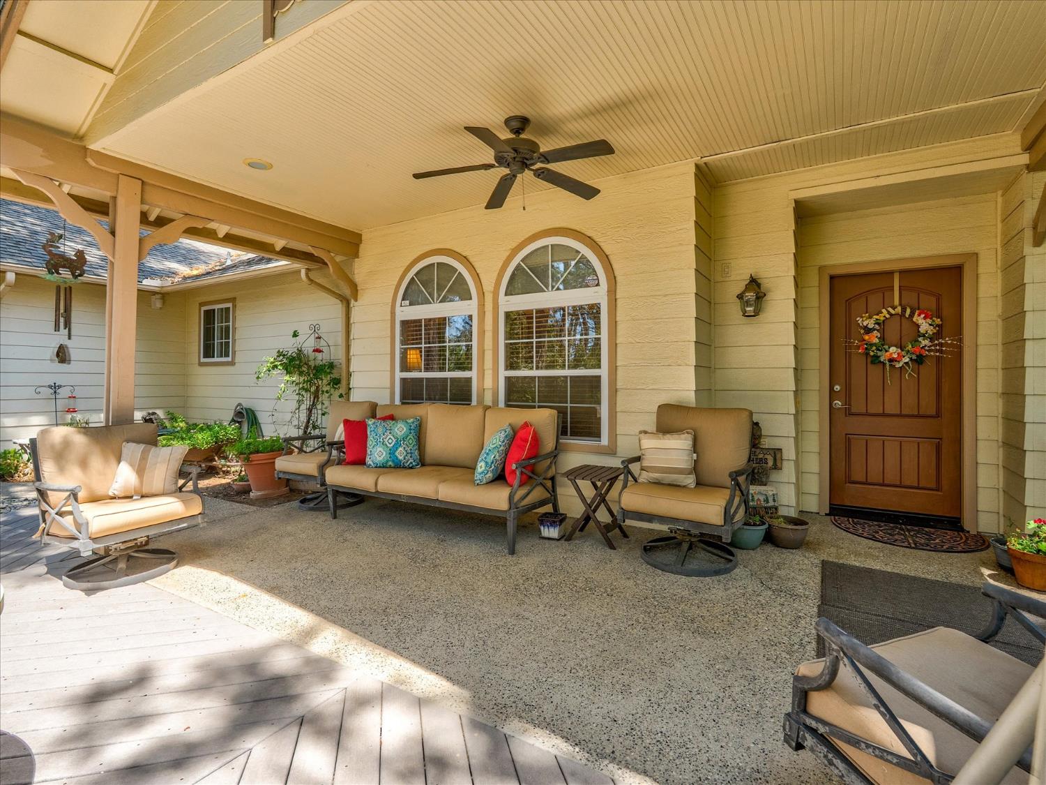 52891 Arbor Ln, Oakhurst, CA 93644