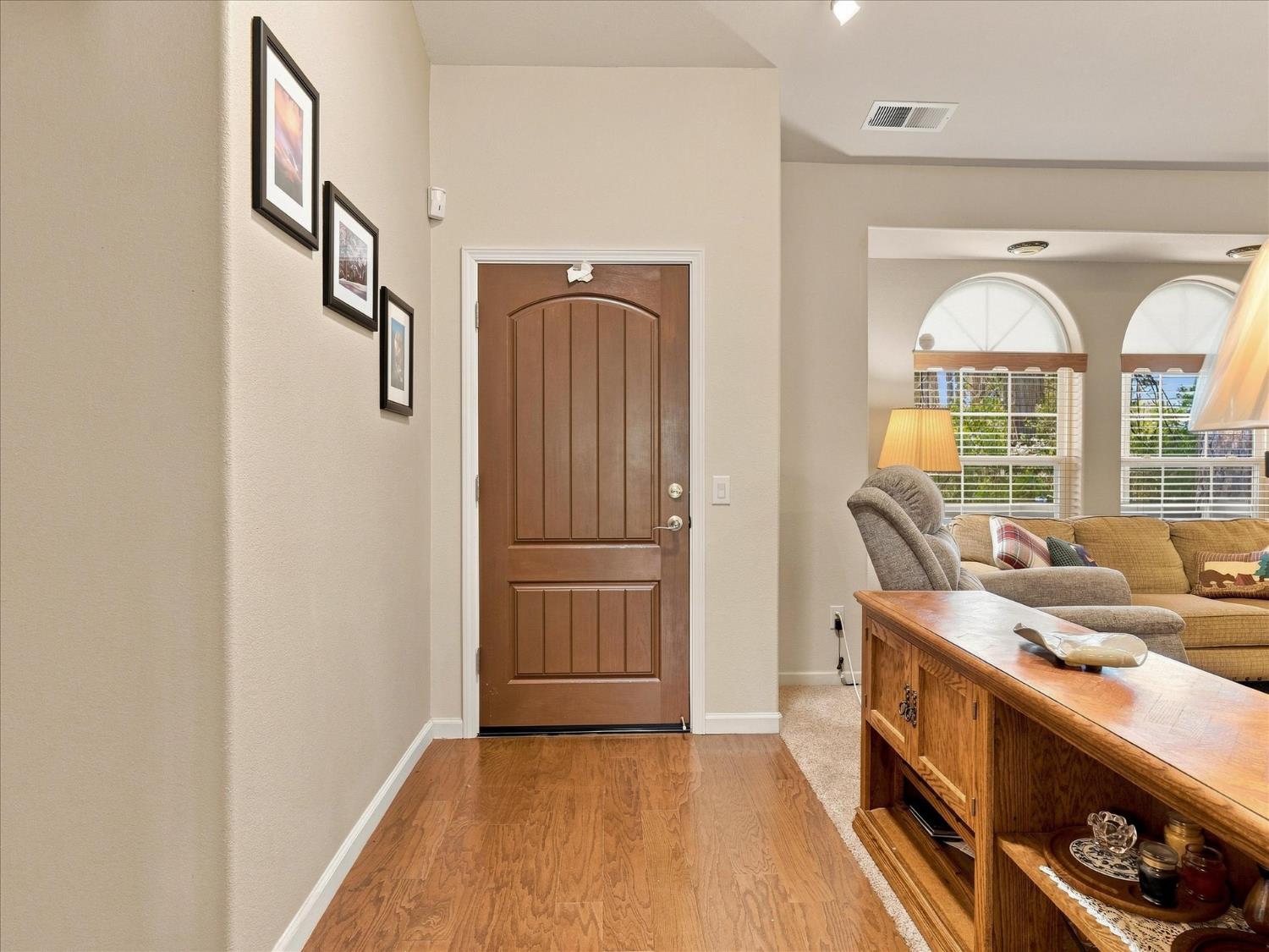52891 Arbor Ln, Oakhurst, CA 93644