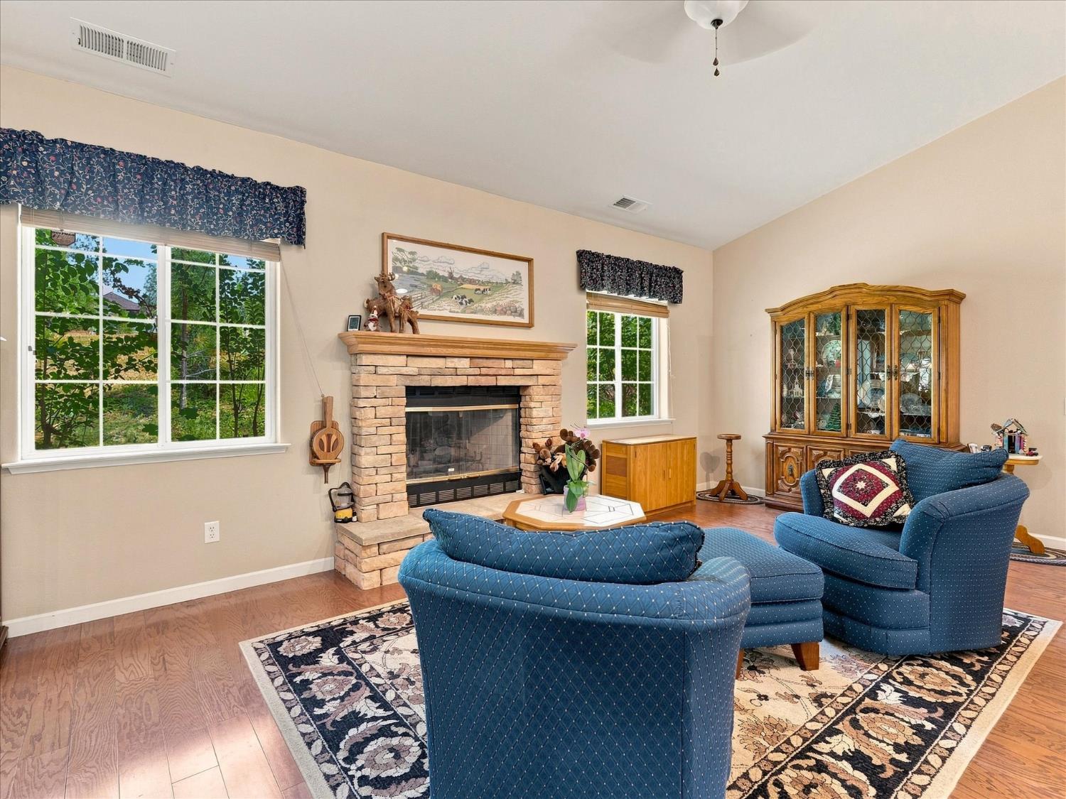 52891 Arbor Ln, Oakhurst, CA 93644