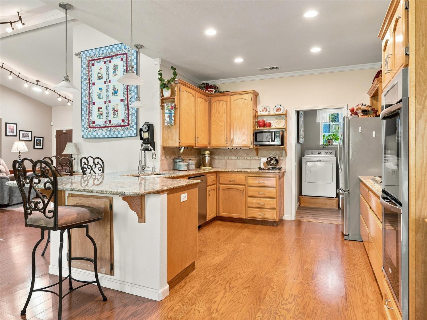52891 Arbor Ln, Oakhurst, CA 93644