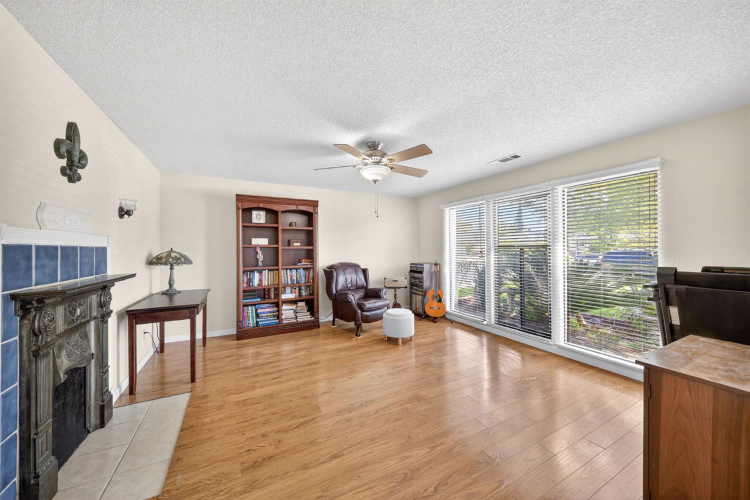 8219 N San Pablo Ave, Fresno, CA 93711