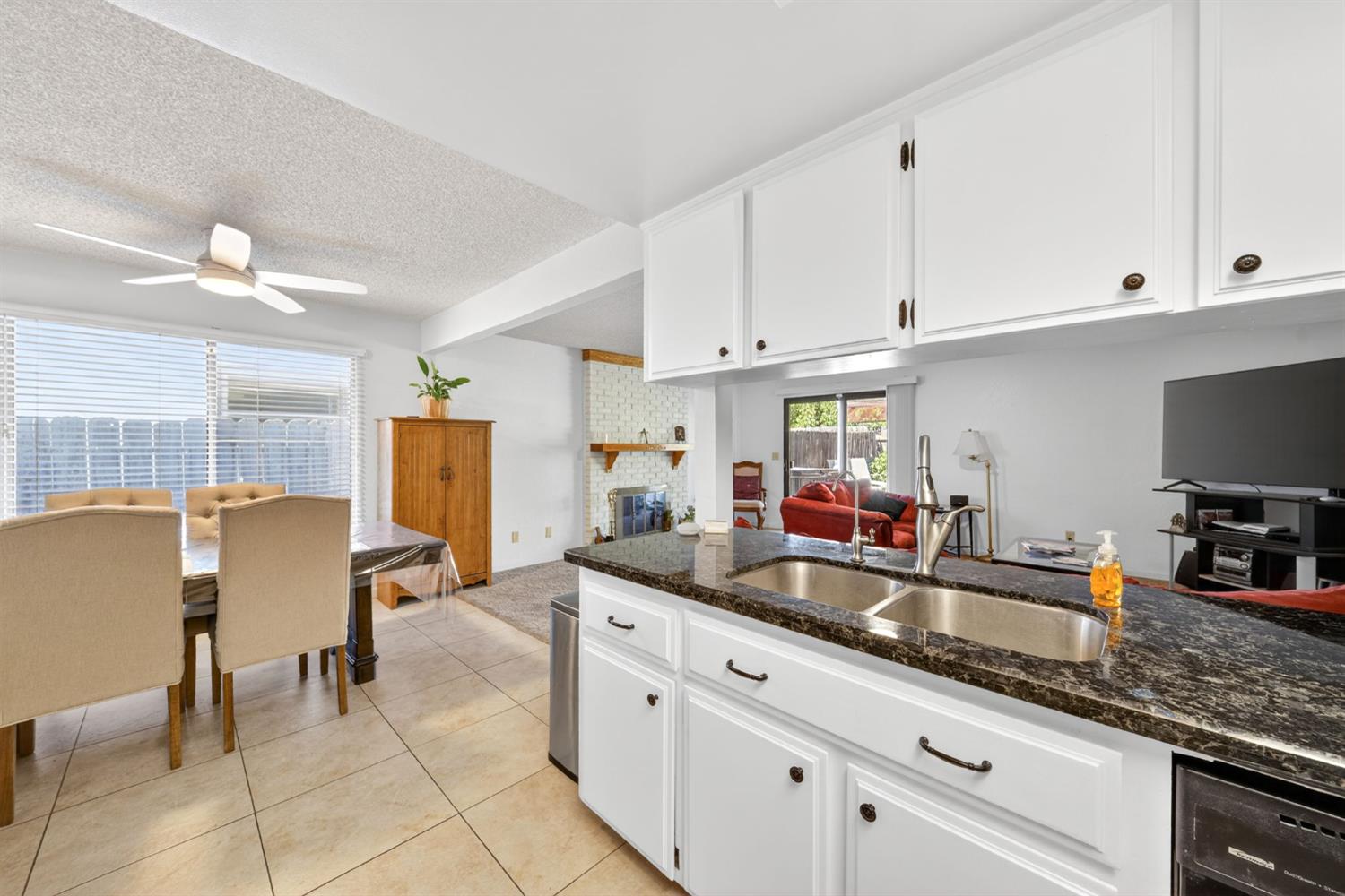 8219 N San Pablo Ave, Fresno, CA 93711
