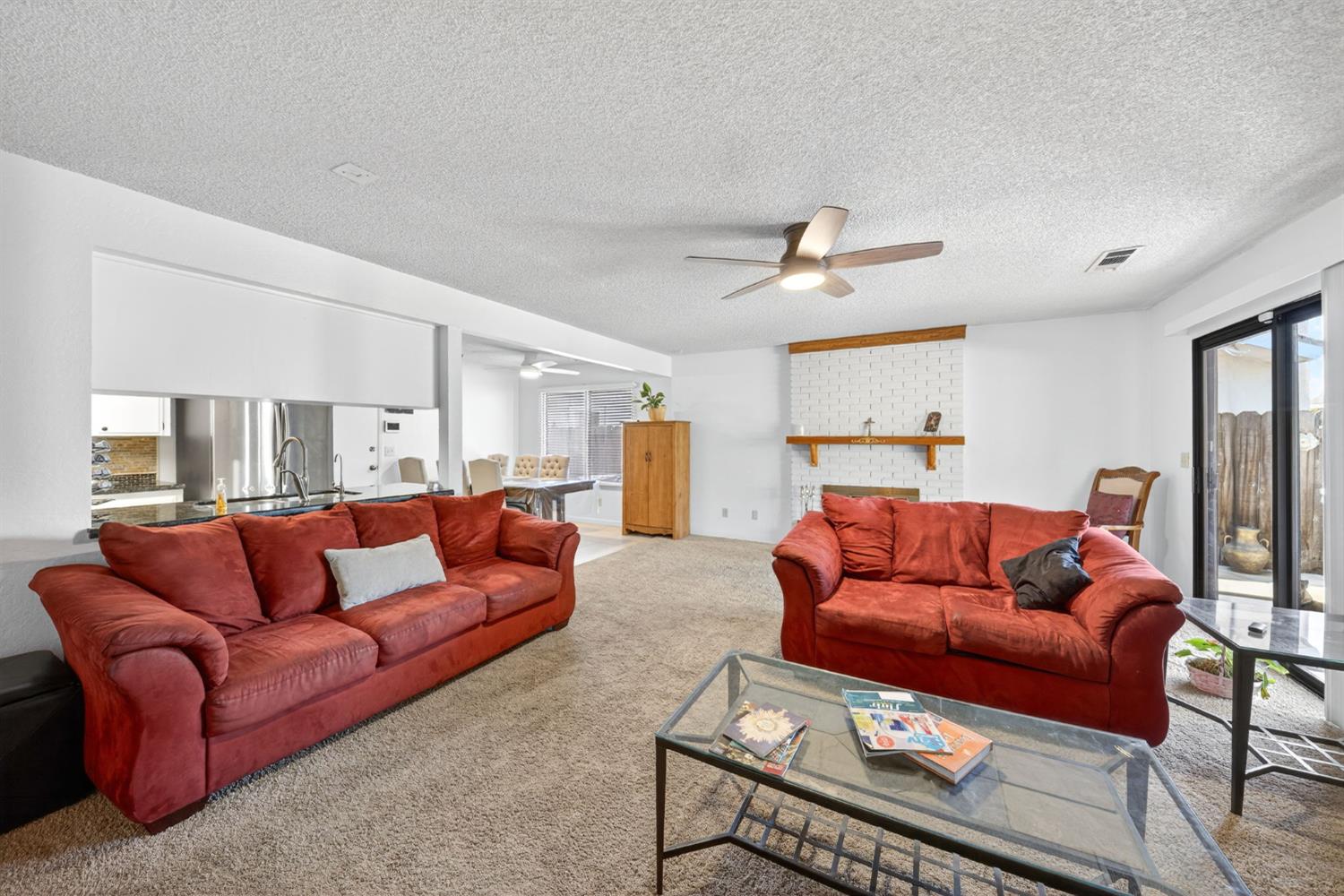 8219 N San Pablo Ave, Fresno, CA 93711