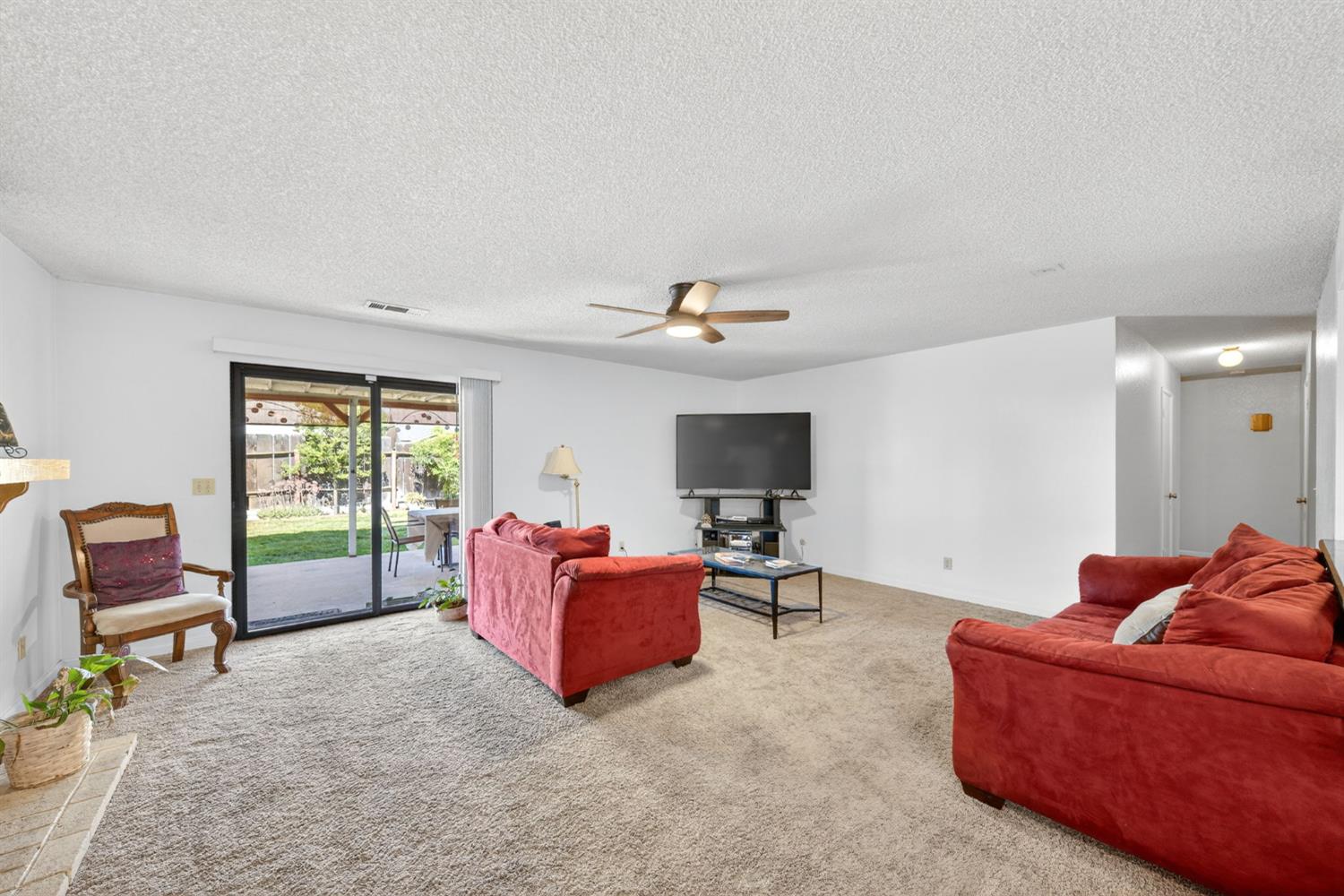 8219 N San Pablo Ave, Fresno, CA 93711