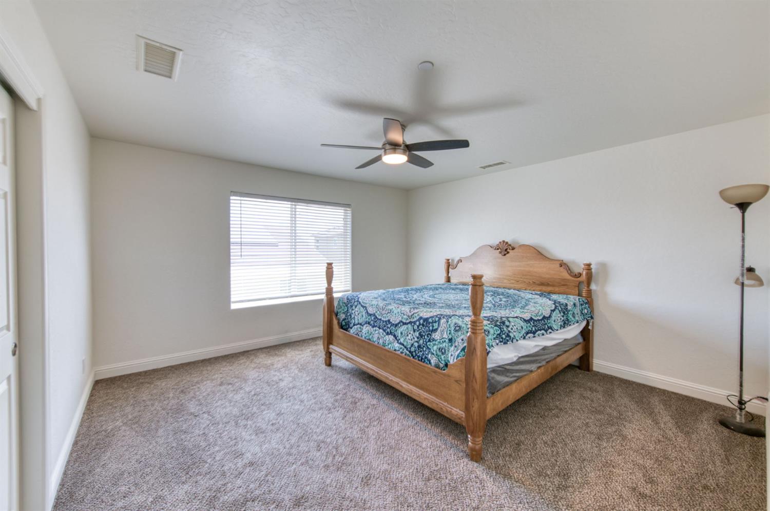 1732 Cleveland St, Selma, CA 93662