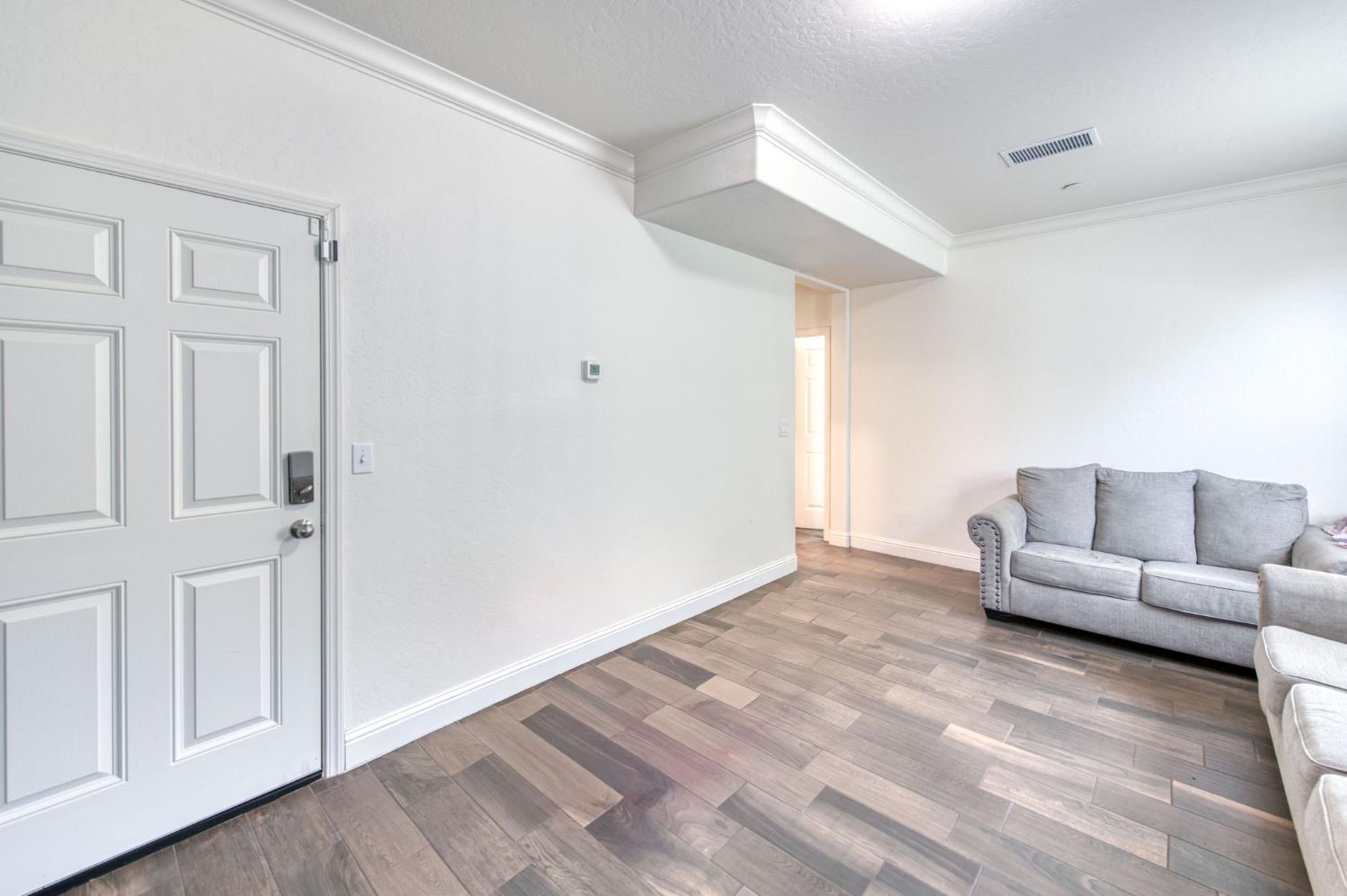 1732 Cleveland St, Selma, CA 93662