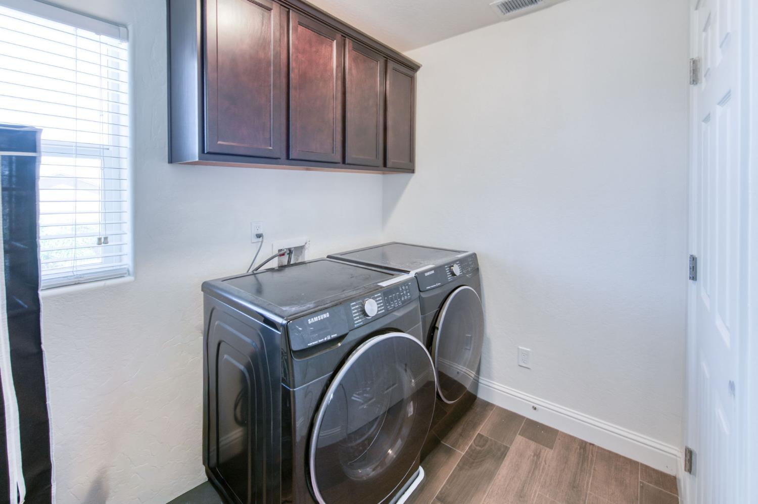 1732 Cleveland St, Selma, CA 93662