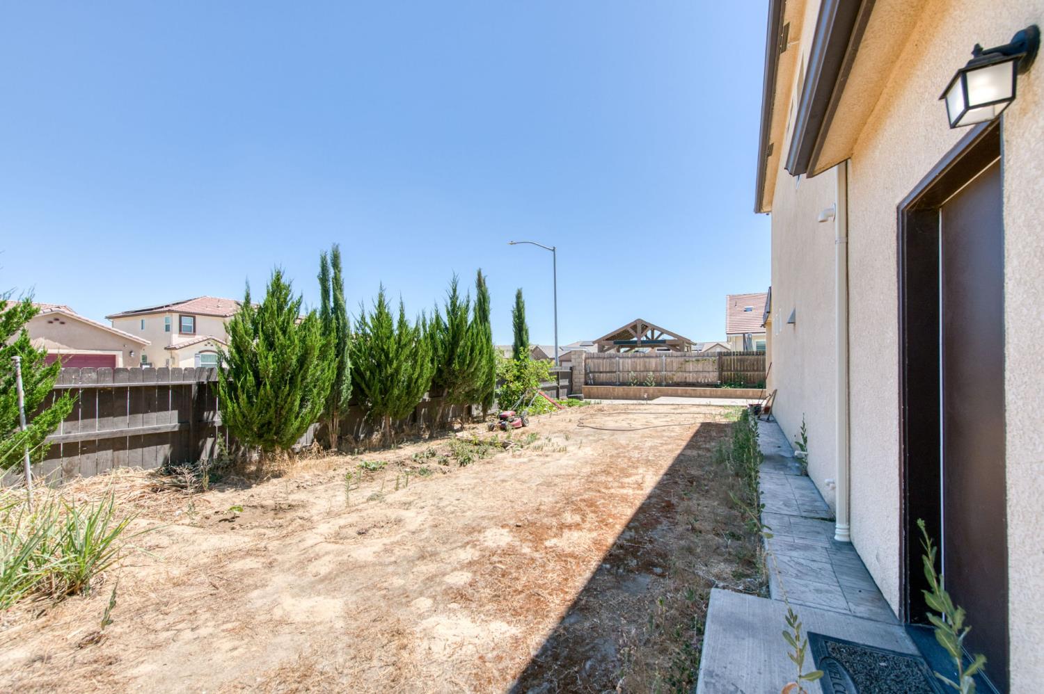 1732 Cleveland St, Selma, CA 93662