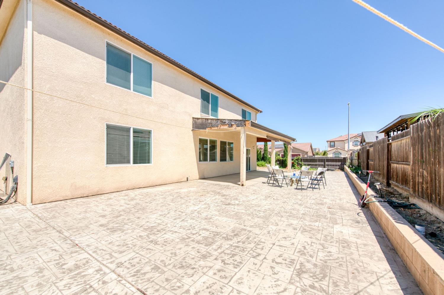 1732 Cleveland St, Selma, CA 93662